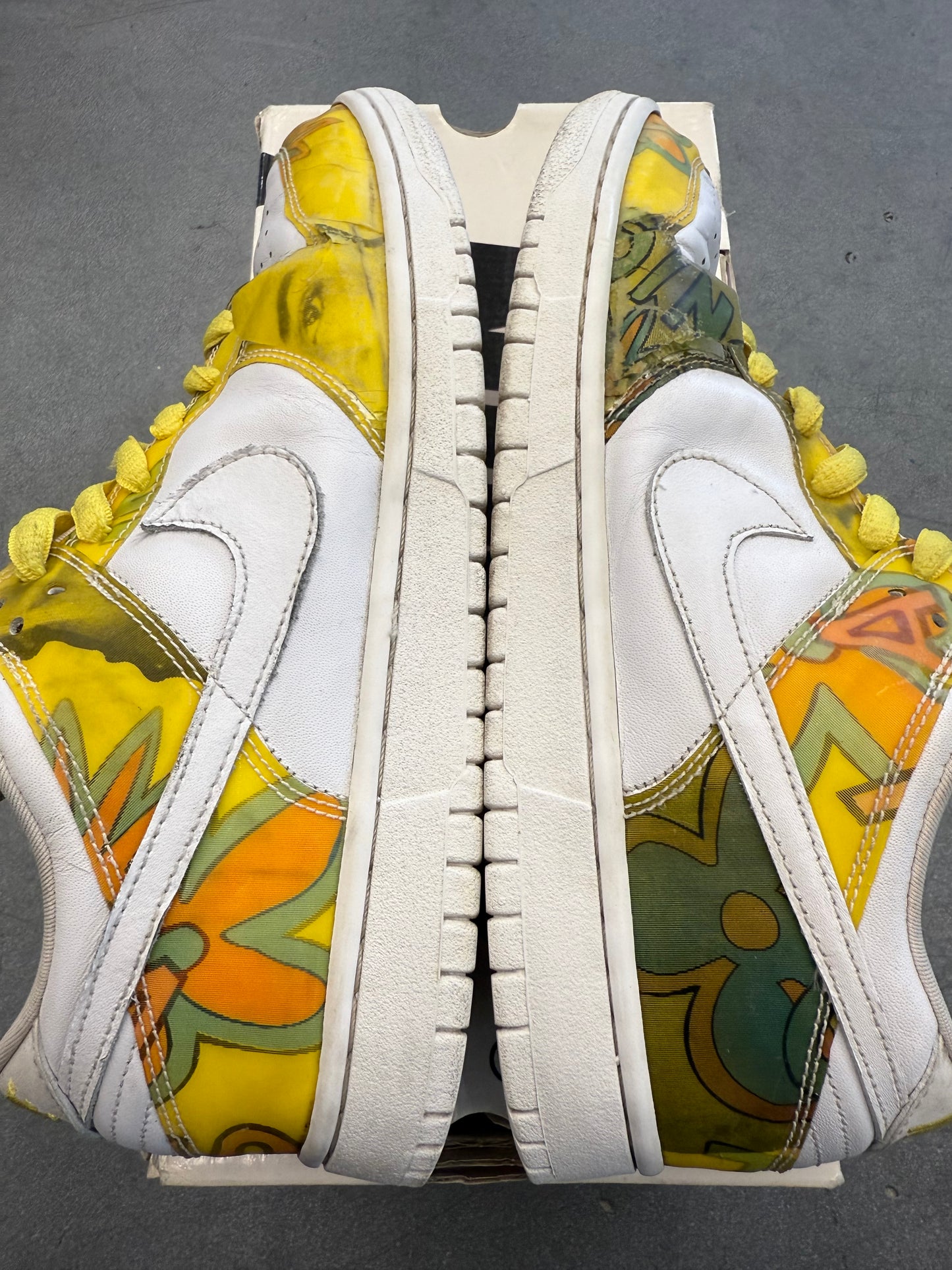 SIZE 9.5 NIKE SB DUNK LOW DE LA SOUL (2005) (PRE-OWNED WITH BOX)