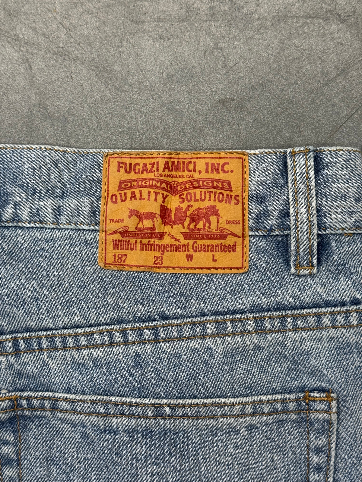 FUGAZI CHAIN EMBROIDERED PAINT SPLATTER LIGHT WASH JEAN