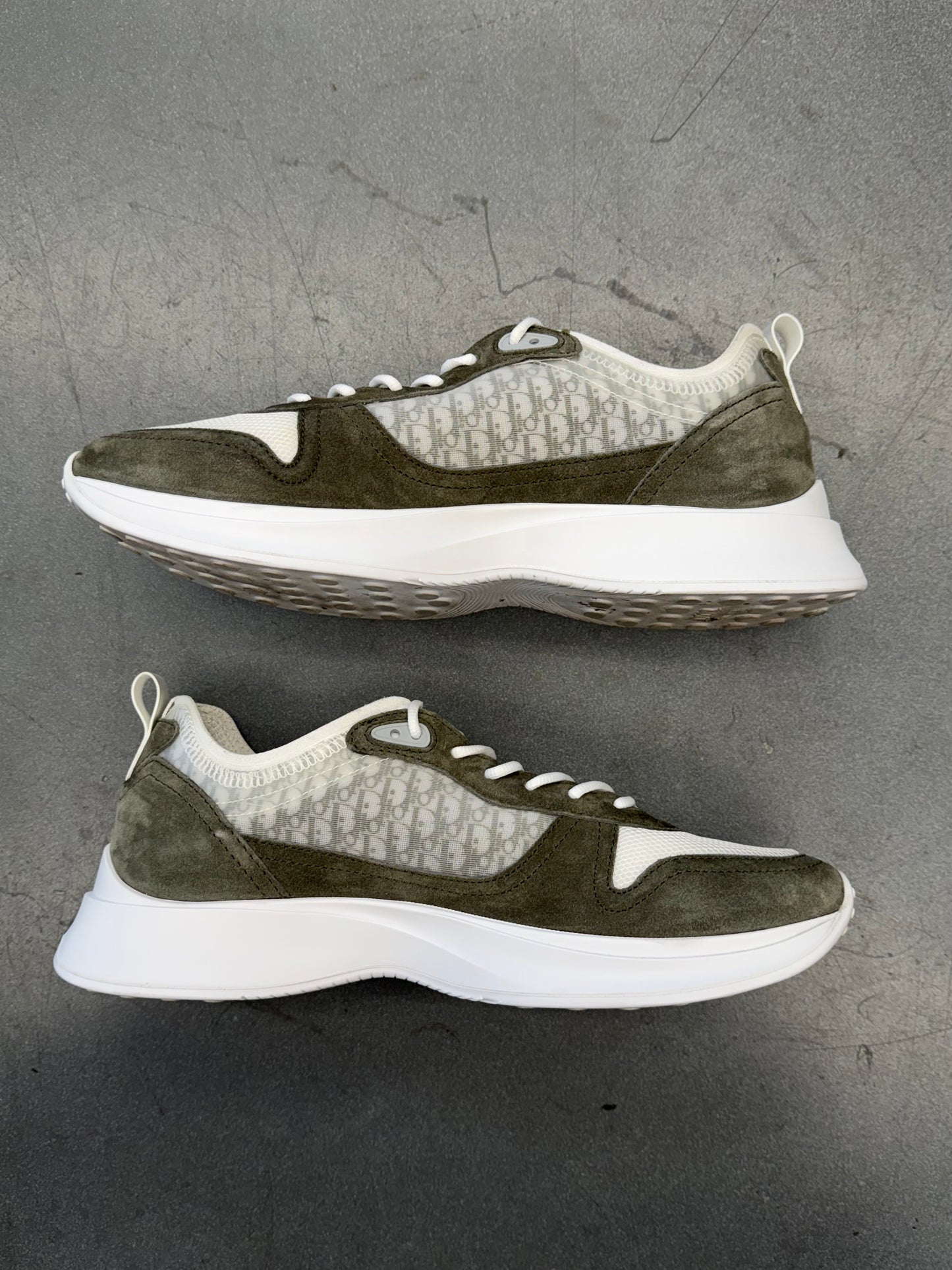 DIOR B25 RUNNER - GREEN (W/O BOX)