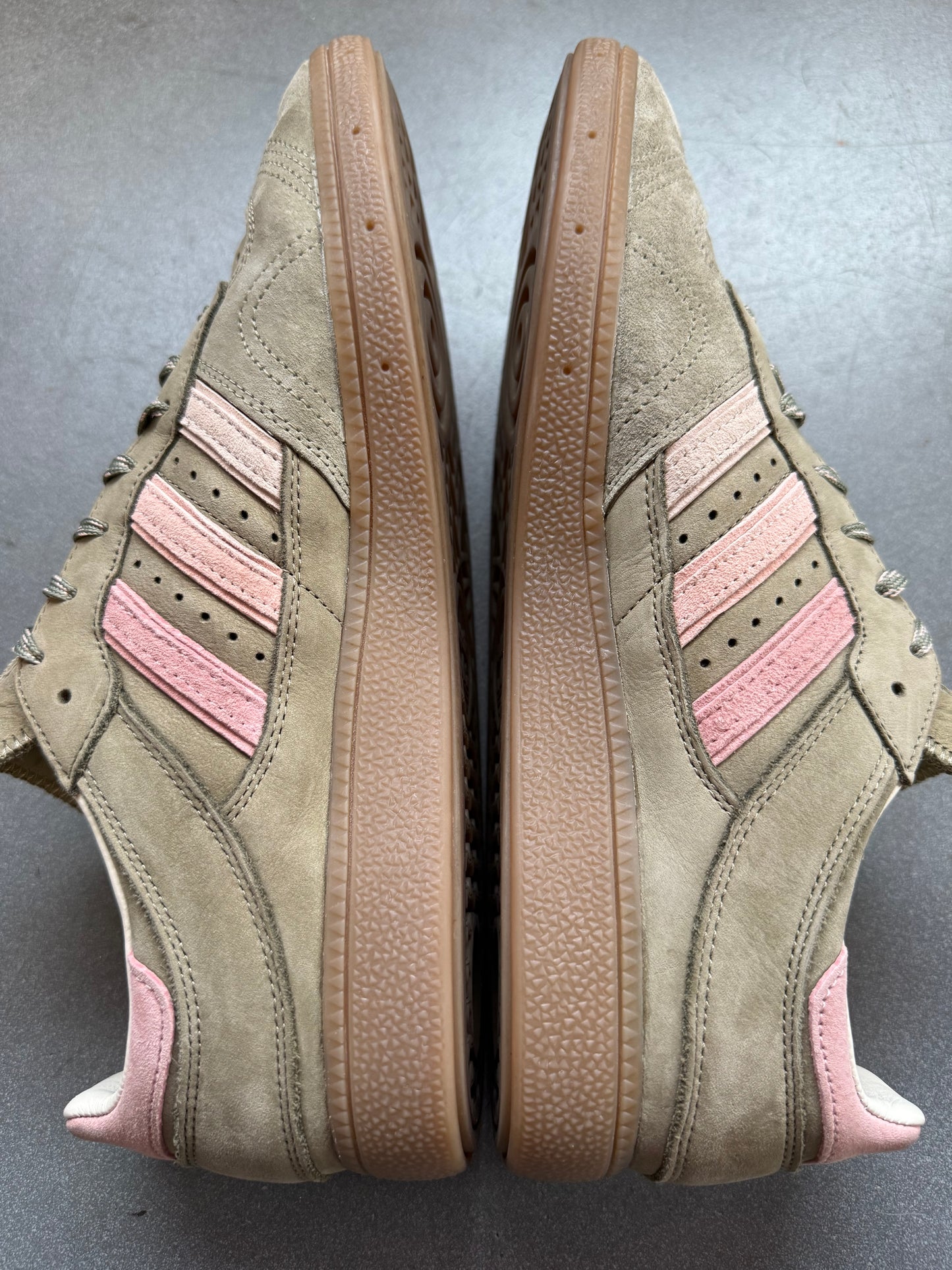 2024 SIZE 11 ADIDAS HANDBALL TOP KITH CLASSIC GUM PINK (PRE-OWNED NO BOX)