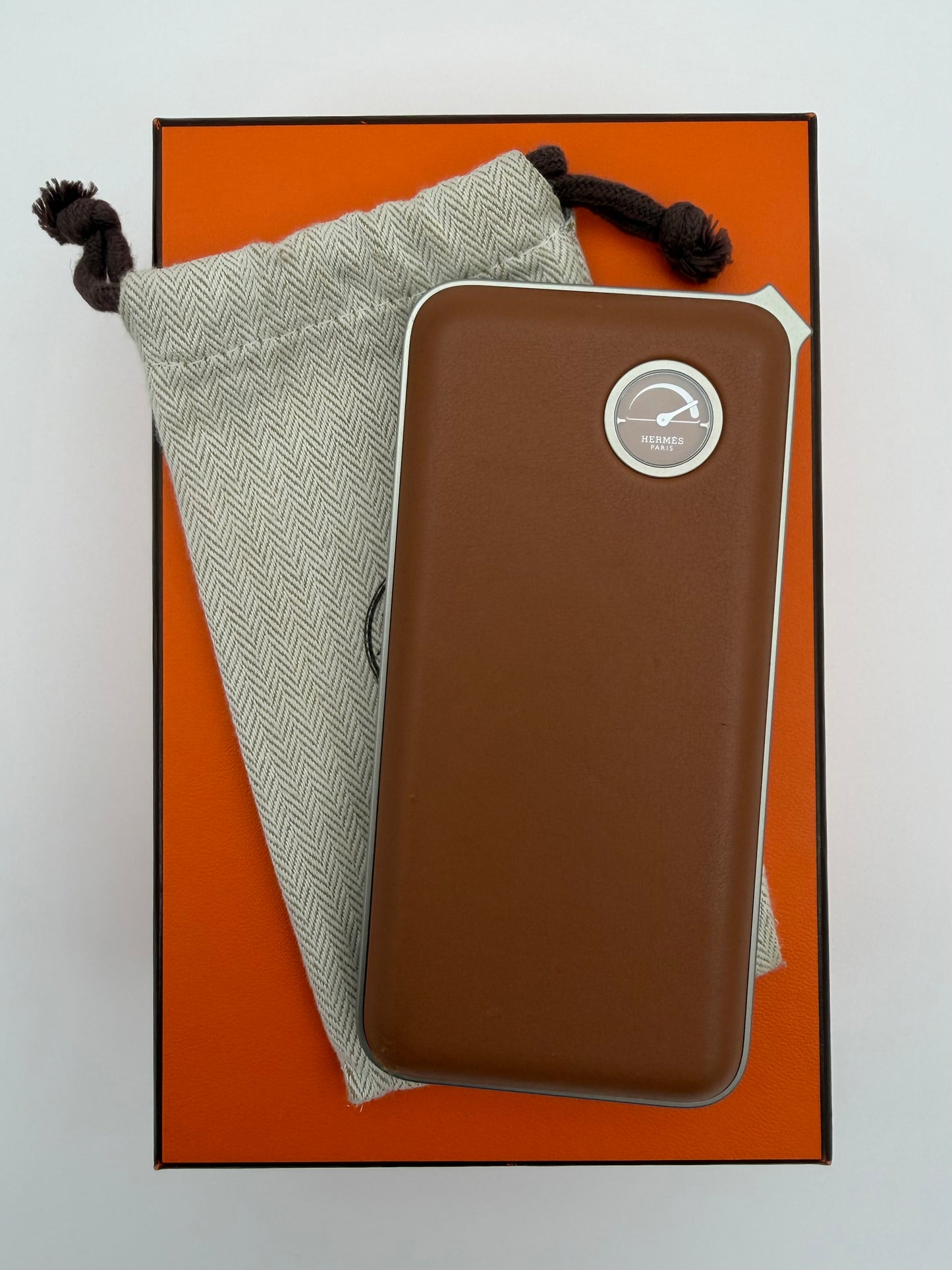 HERMES VOLT'H MAXI POWER BANK (W/ BOX)