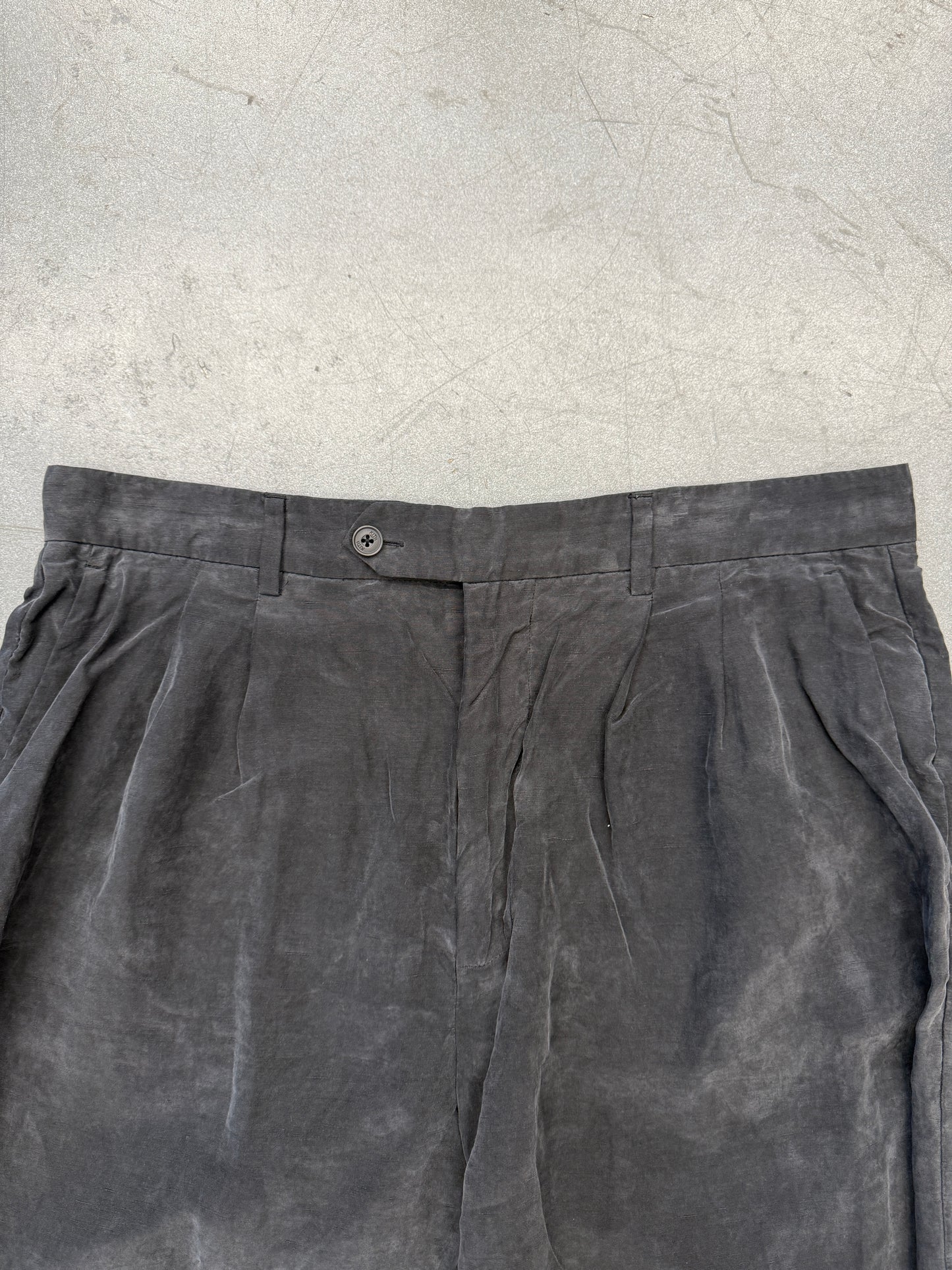 KITH DRESS PLEATED SHORTS NAVY