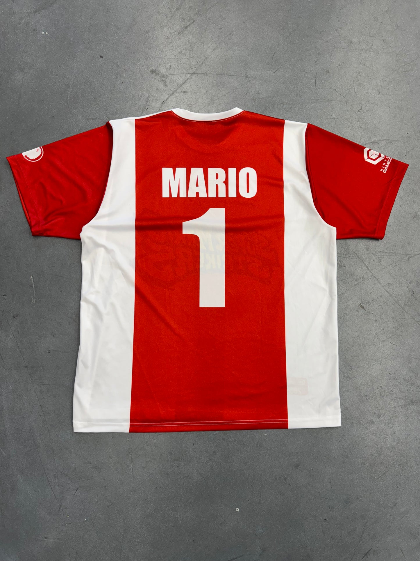 2005 SUPER MARIO STRIKERS #1 SOCCER JERSEY