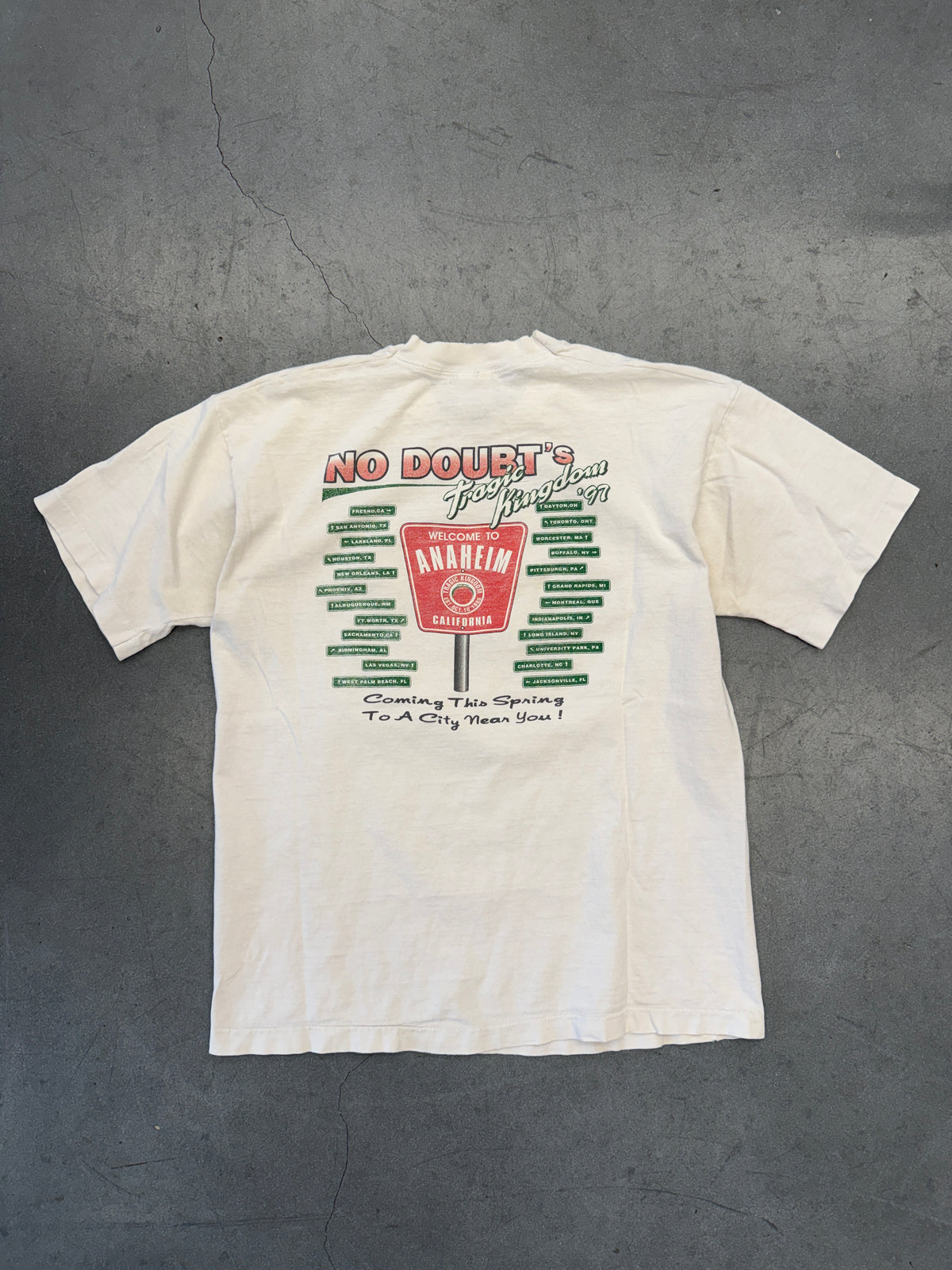 1997 NO DOUBT TRAGIC KINGDOM TOUR TEE (FOTL TAG)