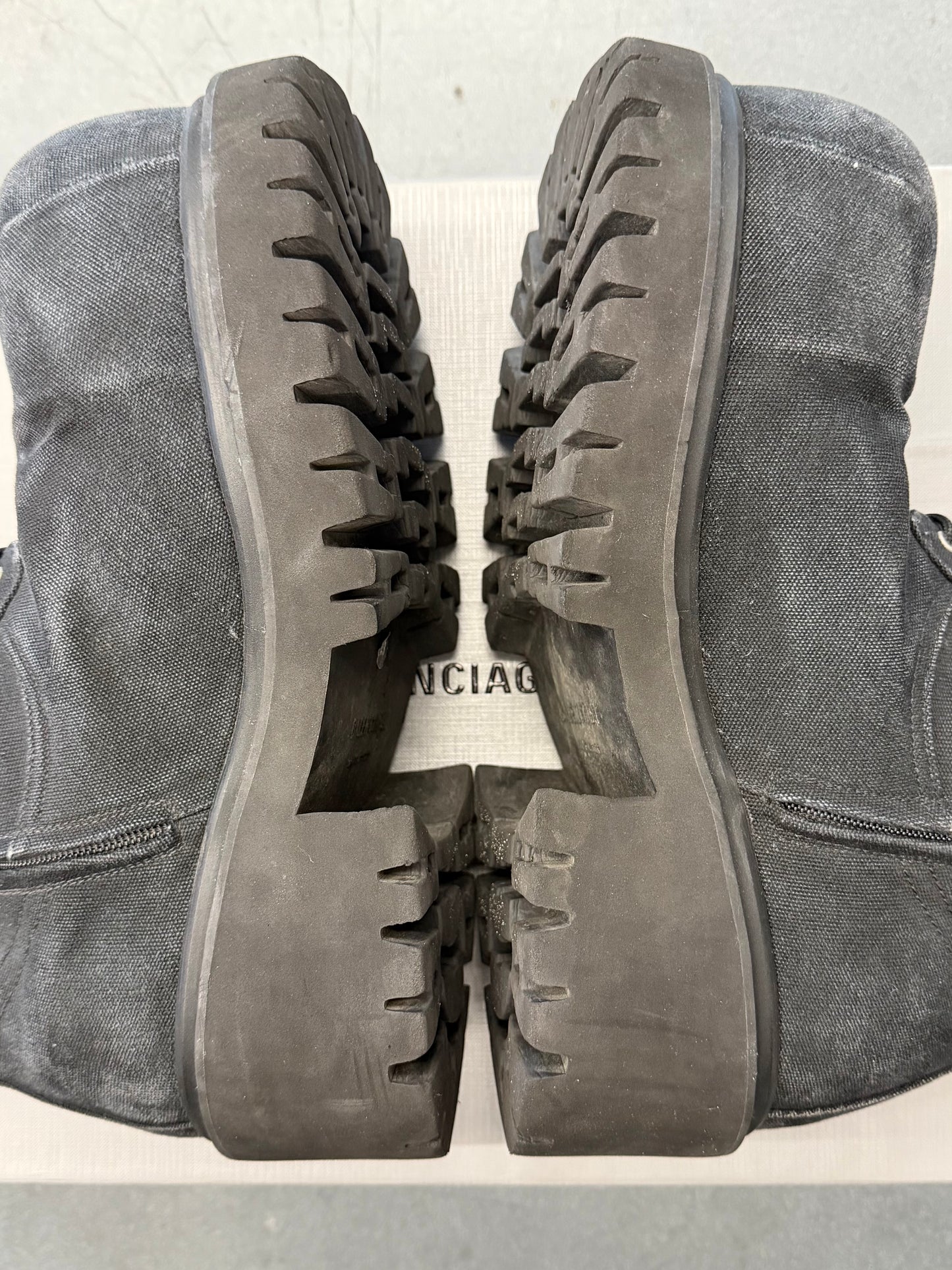 BALENCIAGA BLACK CANVAS STOMPER BOOTS (W/BOX)