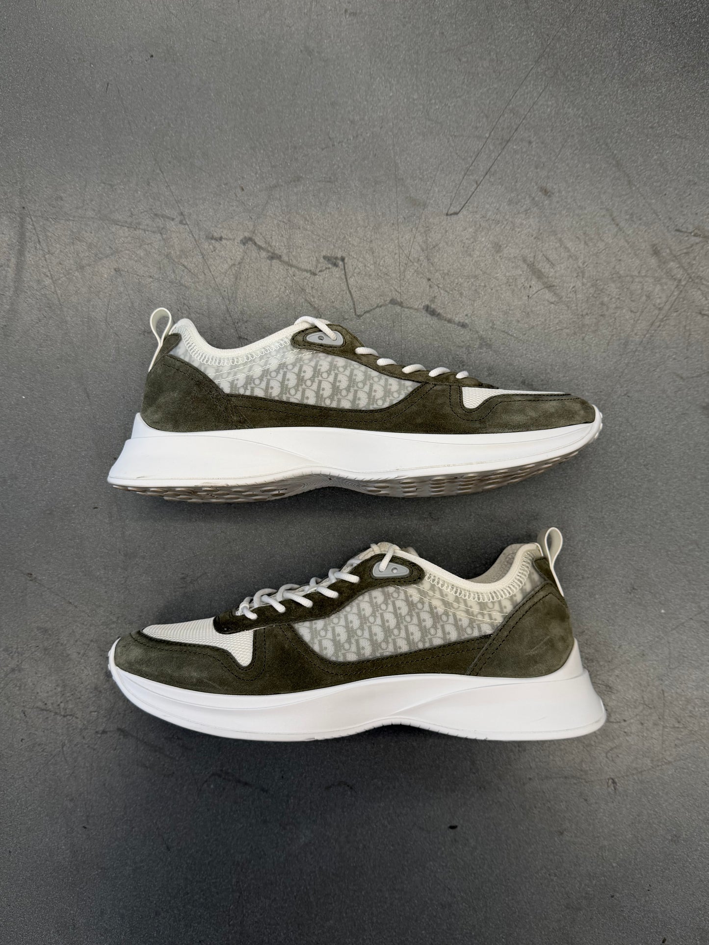 DIOR B25 RUNNER - GREEN (W/O BOX)