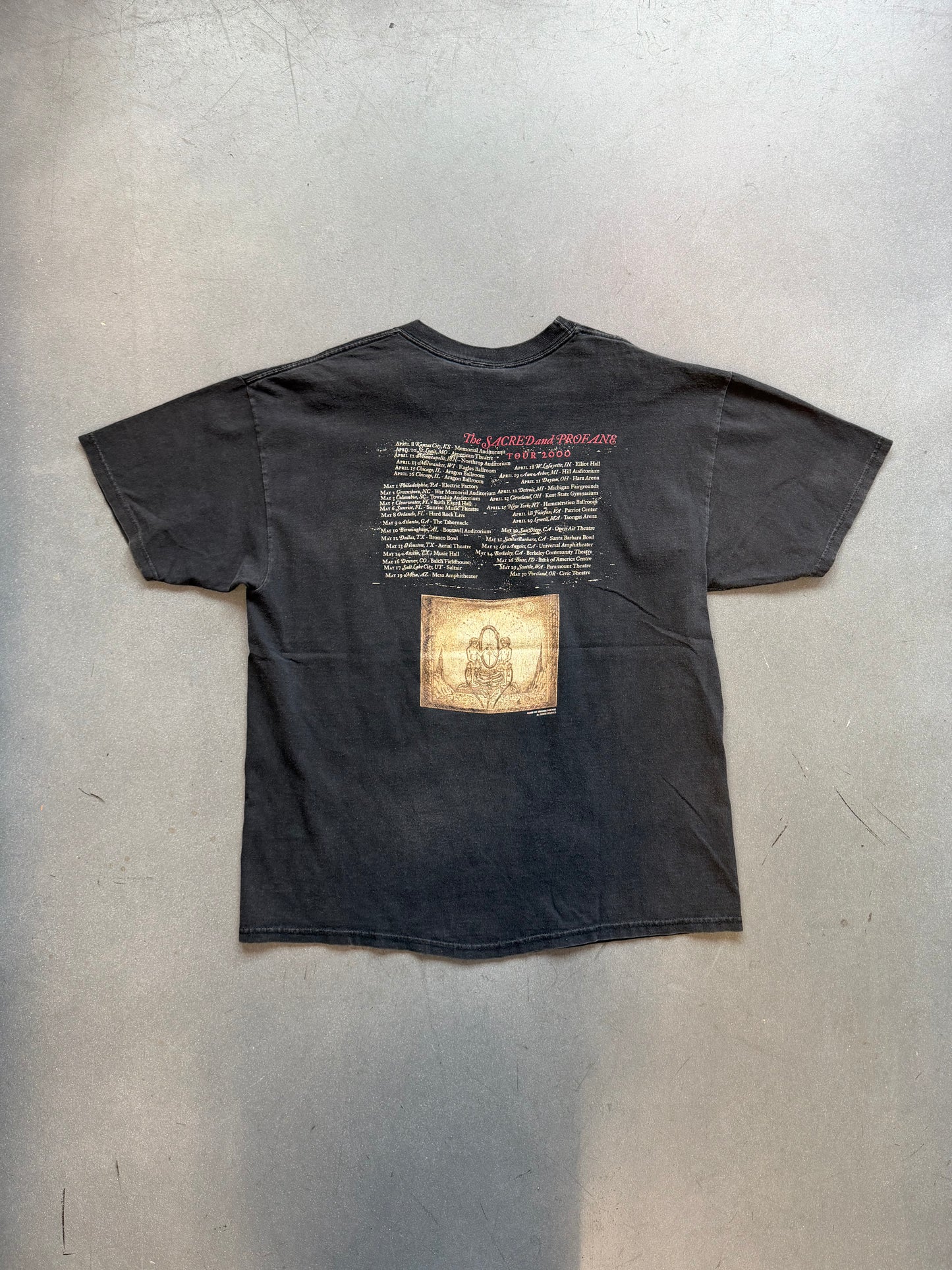 2000 SMASHING PUMPKINS MACHINA "THE SACRED AND PROFANE" TEE (HANES TAG)