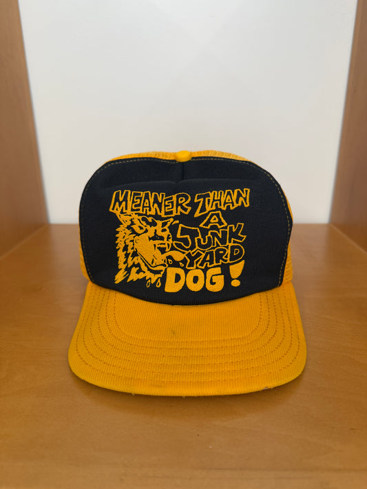 80S MEANER THAN A JUNKYARD DOG TRUCKER HAT