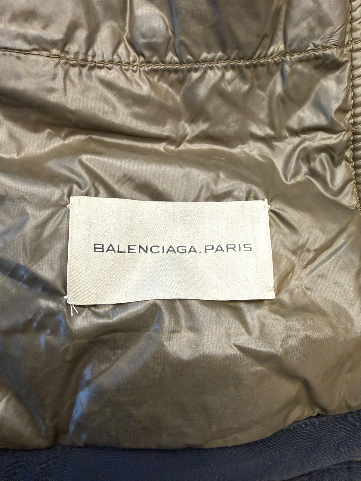 FW10 BALENCIAGA TWO-TONE TECHNICAL NYLON DOWN/PUFFER JACKET BY NICOLAS GHESQUIÈRE