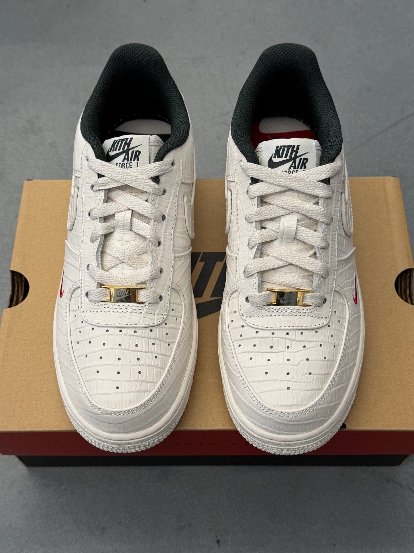 2025 SIZE 7Y NIKE AIR FORCE 1 LOW KITH PANTHOM (PRE-OWNED WITH BOX)