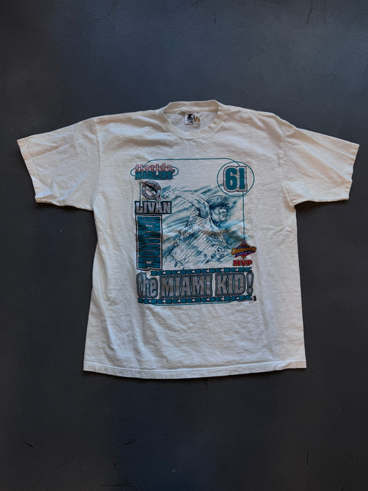 1997 FLORIDA MARLINS LIVAN HERNANDEZ THE MIAMI KID! TEE (STARTER TAG)