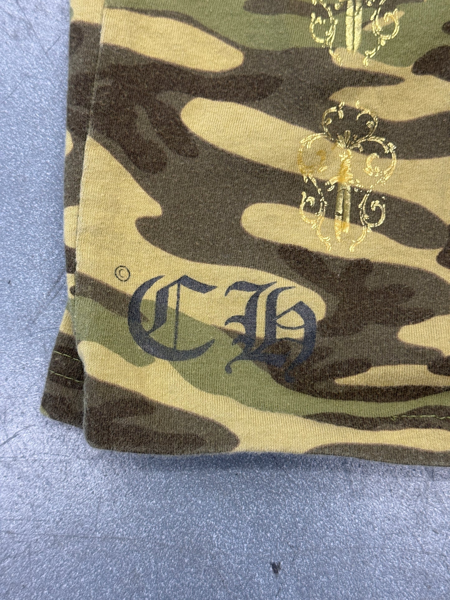 VINTAGE CHROME HEARTS VINE DAGGER TEE - CAMO