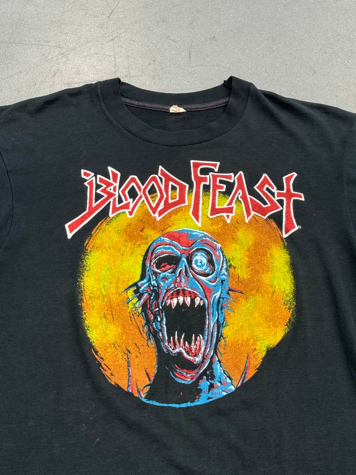 ‘80S BLOOD FEAST FACE FATE TEE (SCREEN STARS TAG)