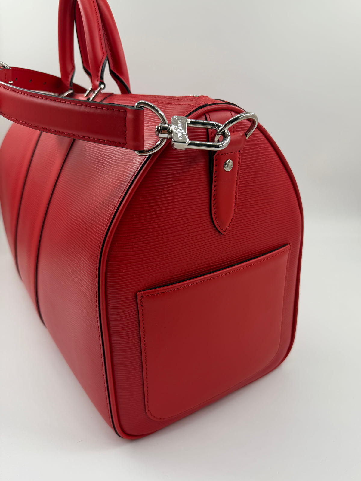 FW17 LOUIS VUITTON X SUPREME KEEPALL BANDOULIERE 45 RED EPI LEATHER DUFFLE BAG