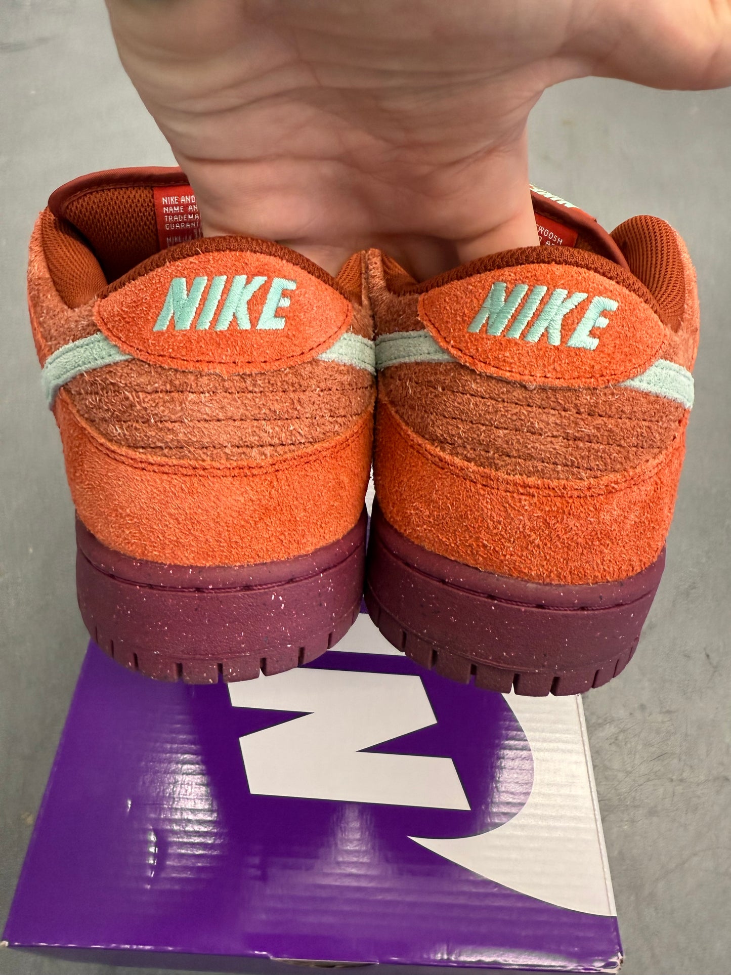 2023 SIZE 13 NIKE SB DUNK LOW MYSTIC RED ROSEWOOD