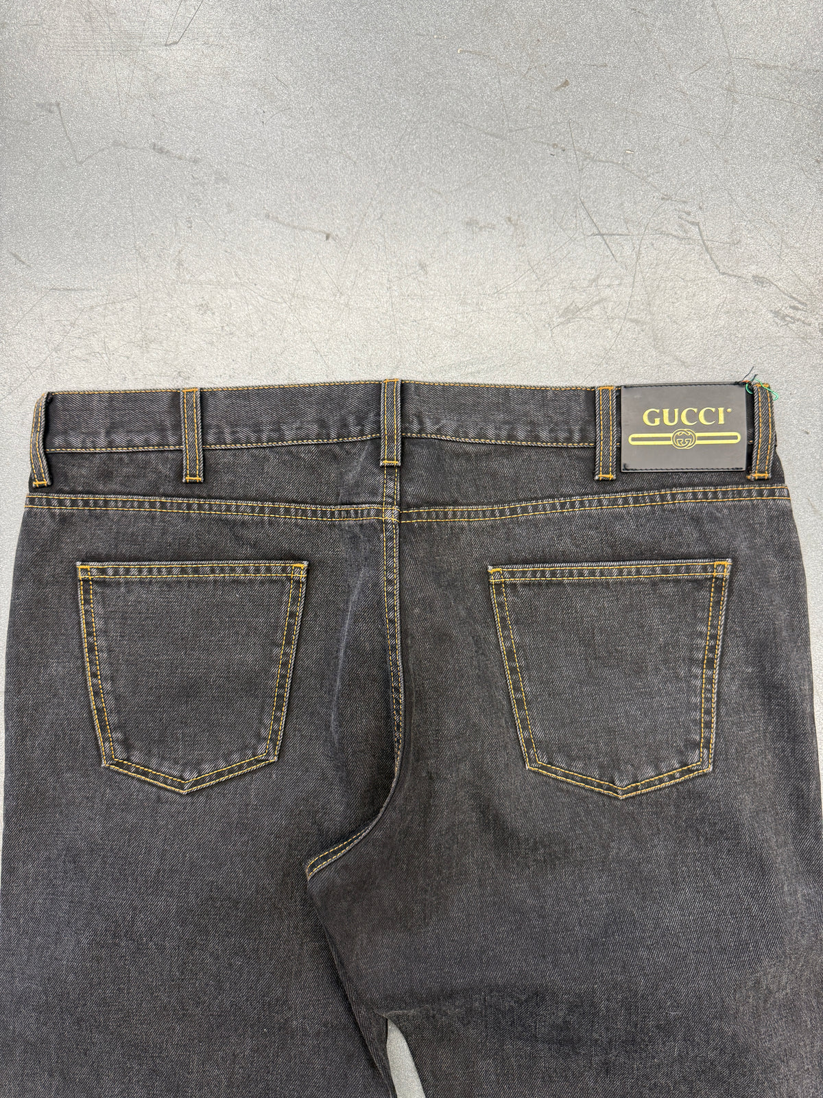 GUCCI MENS BLACK DENIM JEANS EMBROIDERED MOTIFS SIZE 40