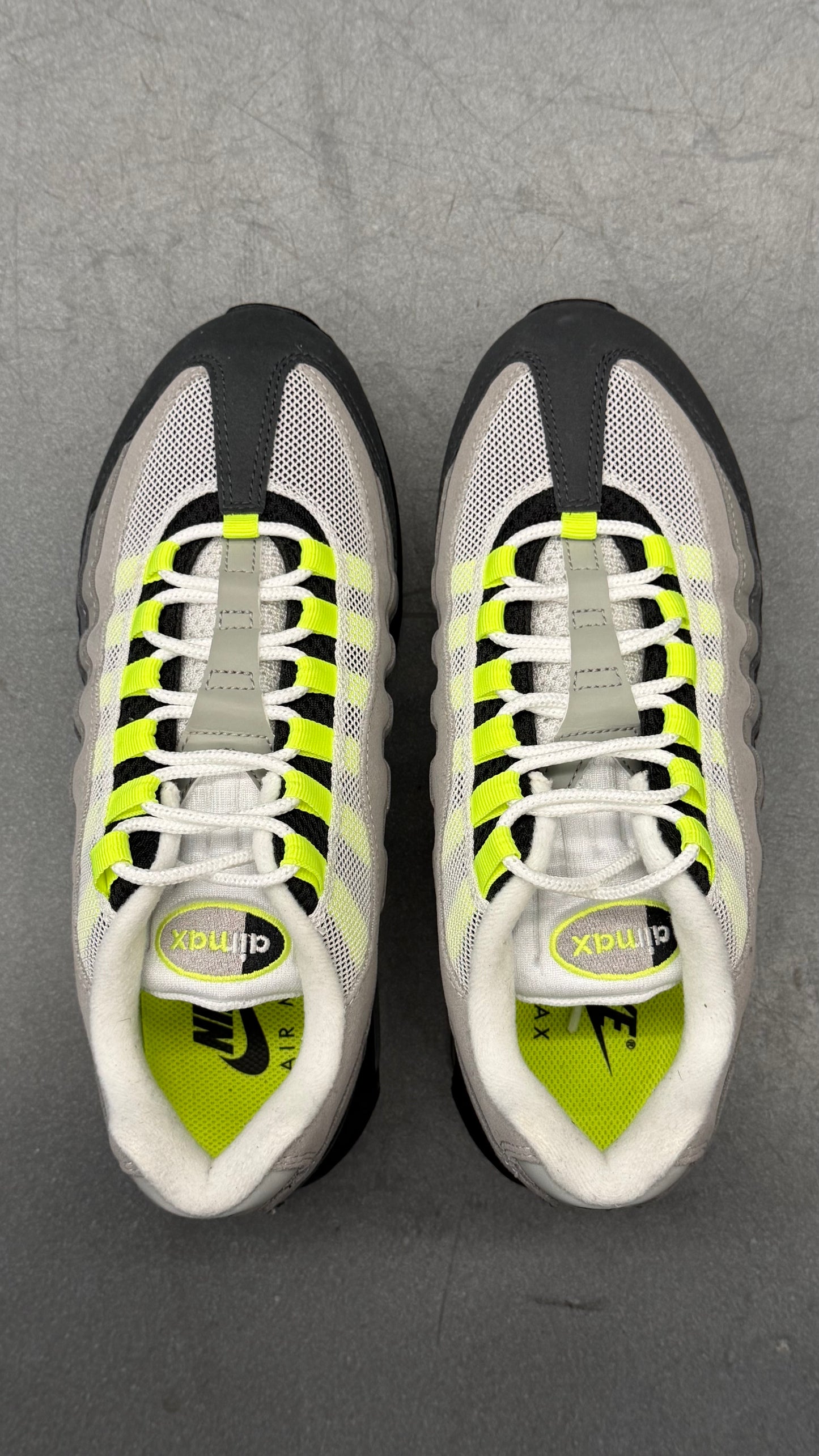 2026 WOMEN'S NIKE AIR MAX 95 BIG BUBBLE NEON (W/ BOX)