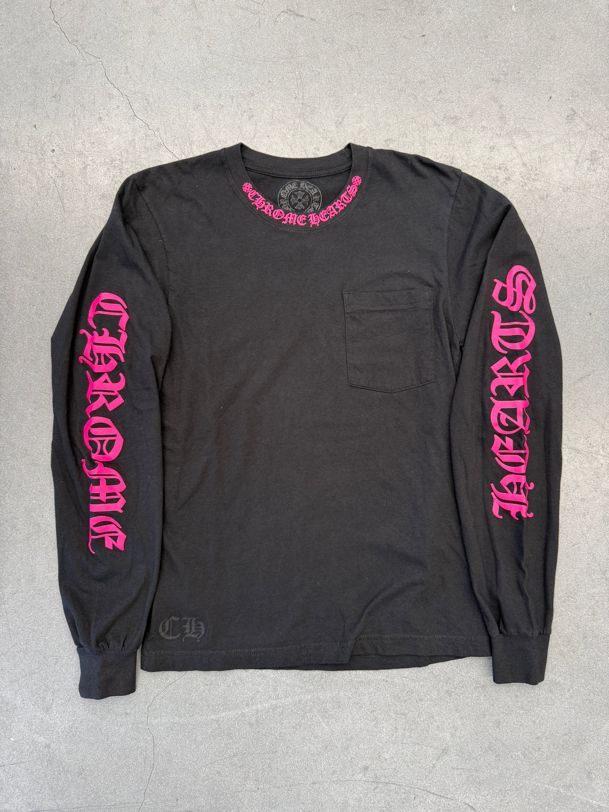 CHROME HEARTS COLLAR PRINT LONG SLEEVE TEE - BLACK/PINK