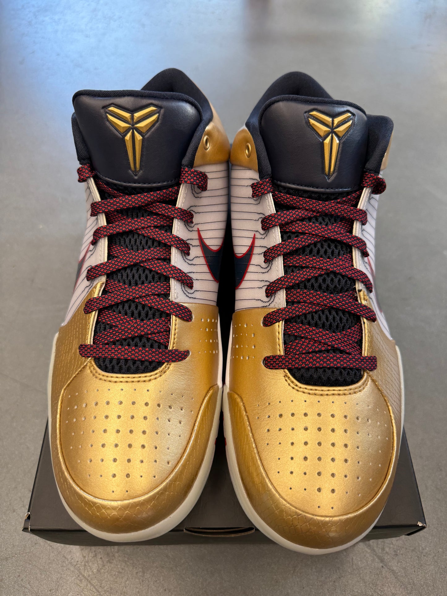 2024 SIZE 11.5 NIKE KOBE 4 PROTO GOLD METAL