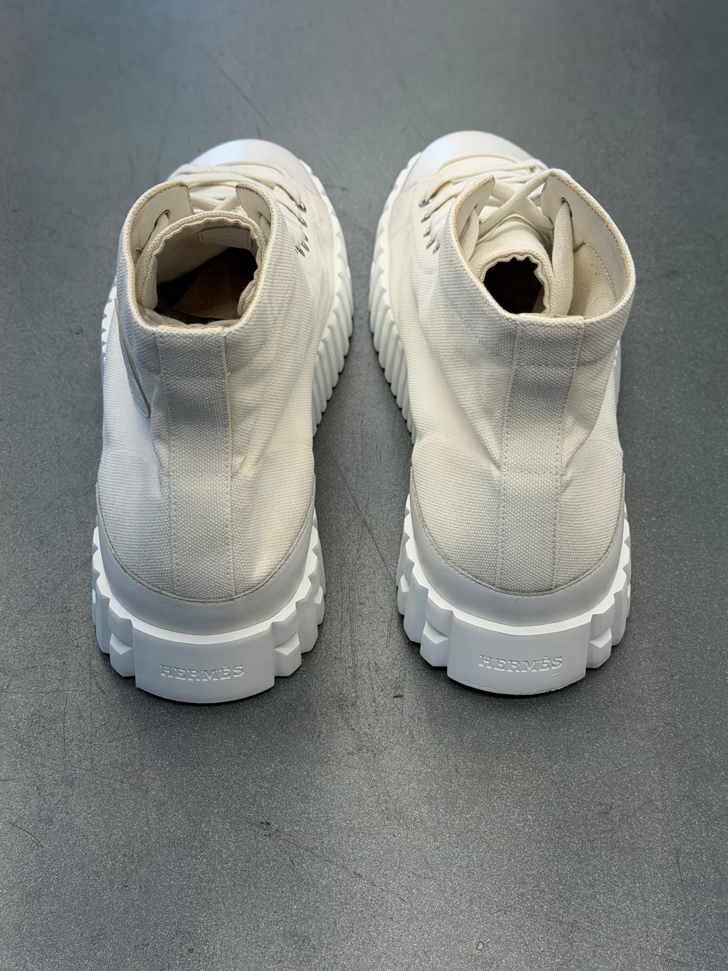 SIZE 43 HERMES CLIMB HIGH-TOP SNEAKERS - WHITE (NO BOX)