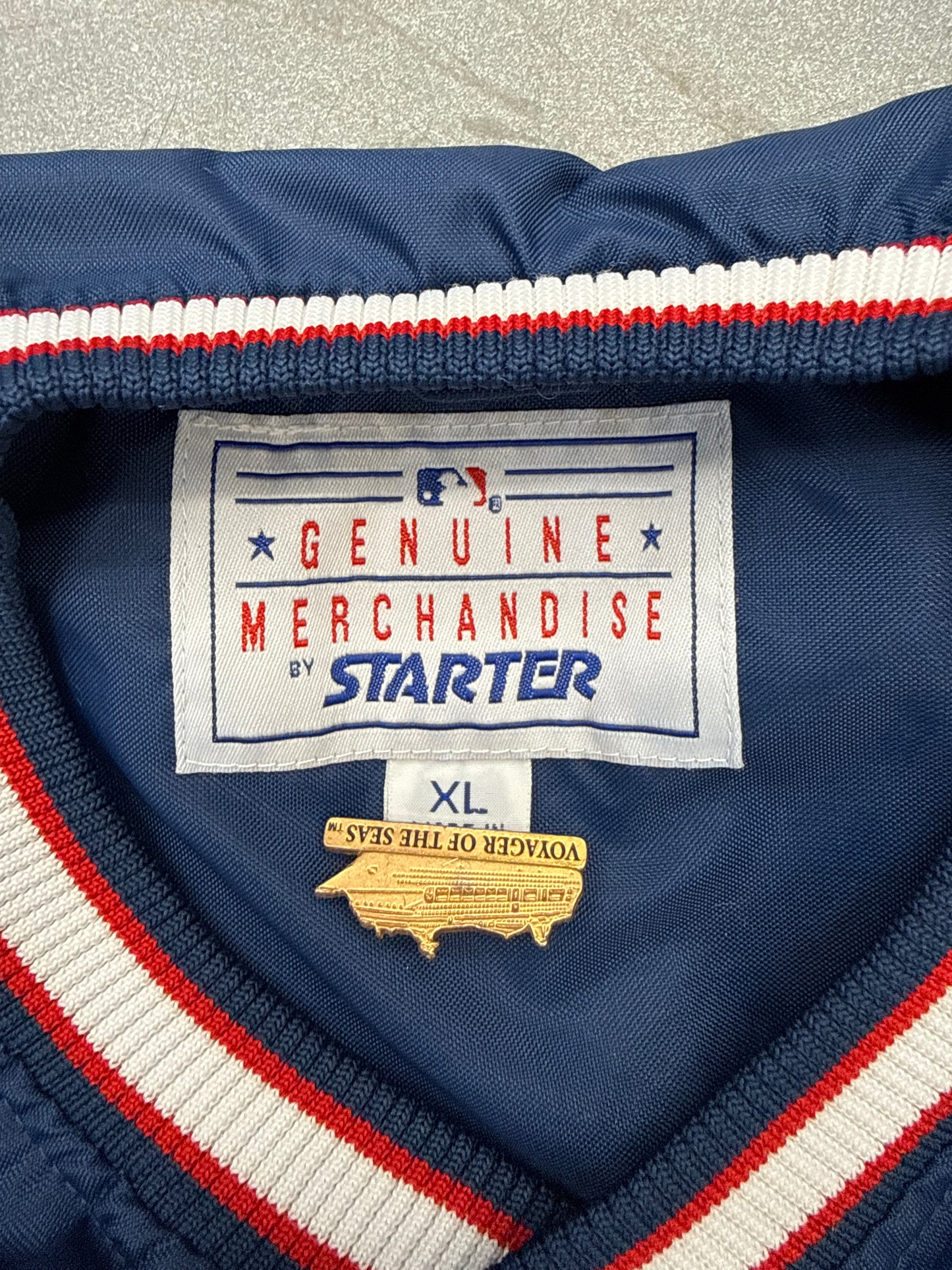 90S ATLANTA BRAVES STARTER V NECK JACKET (STARTER TAG)