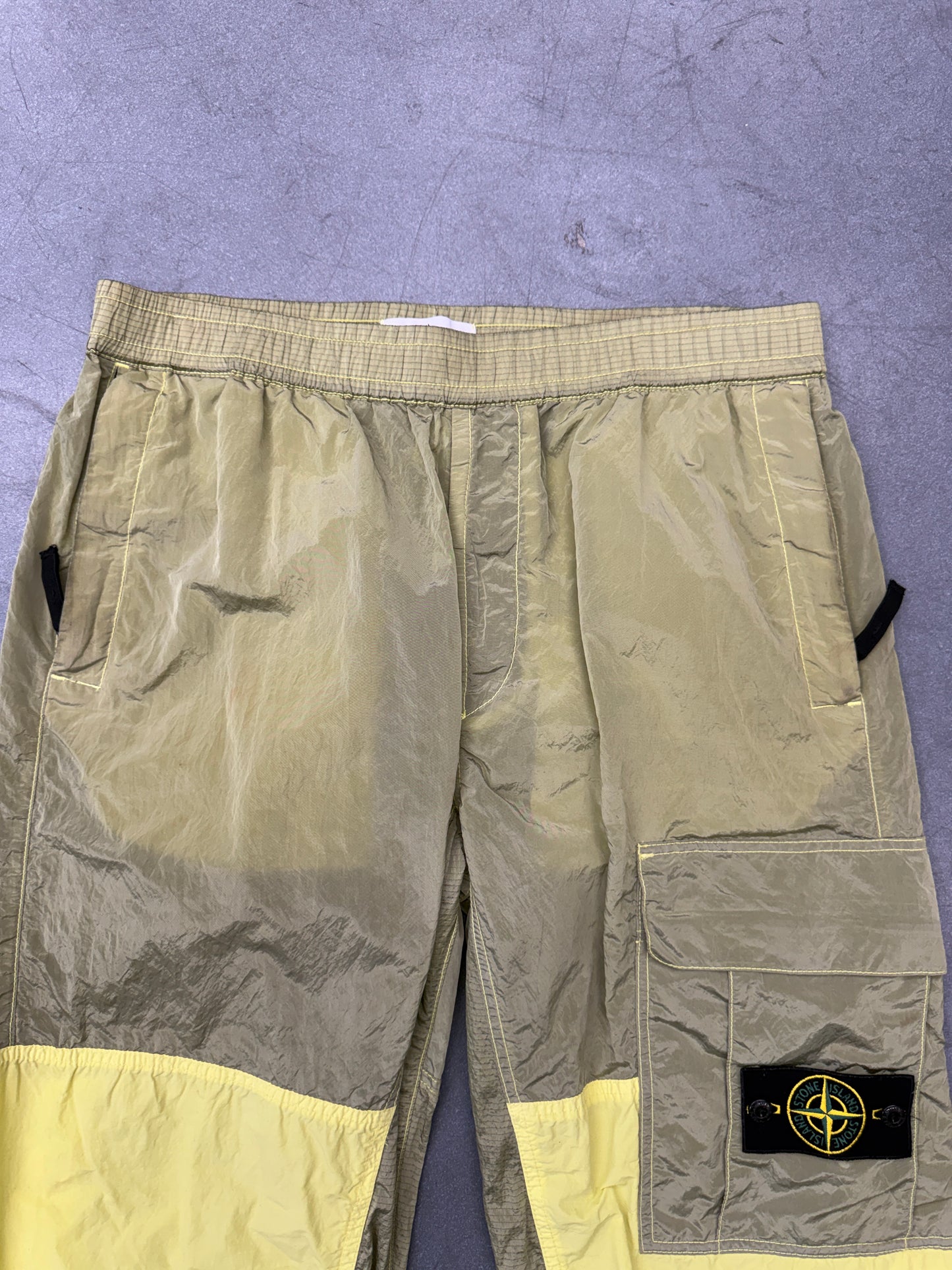 STONE ISLAND ECONYL NYLON METAL PANTS