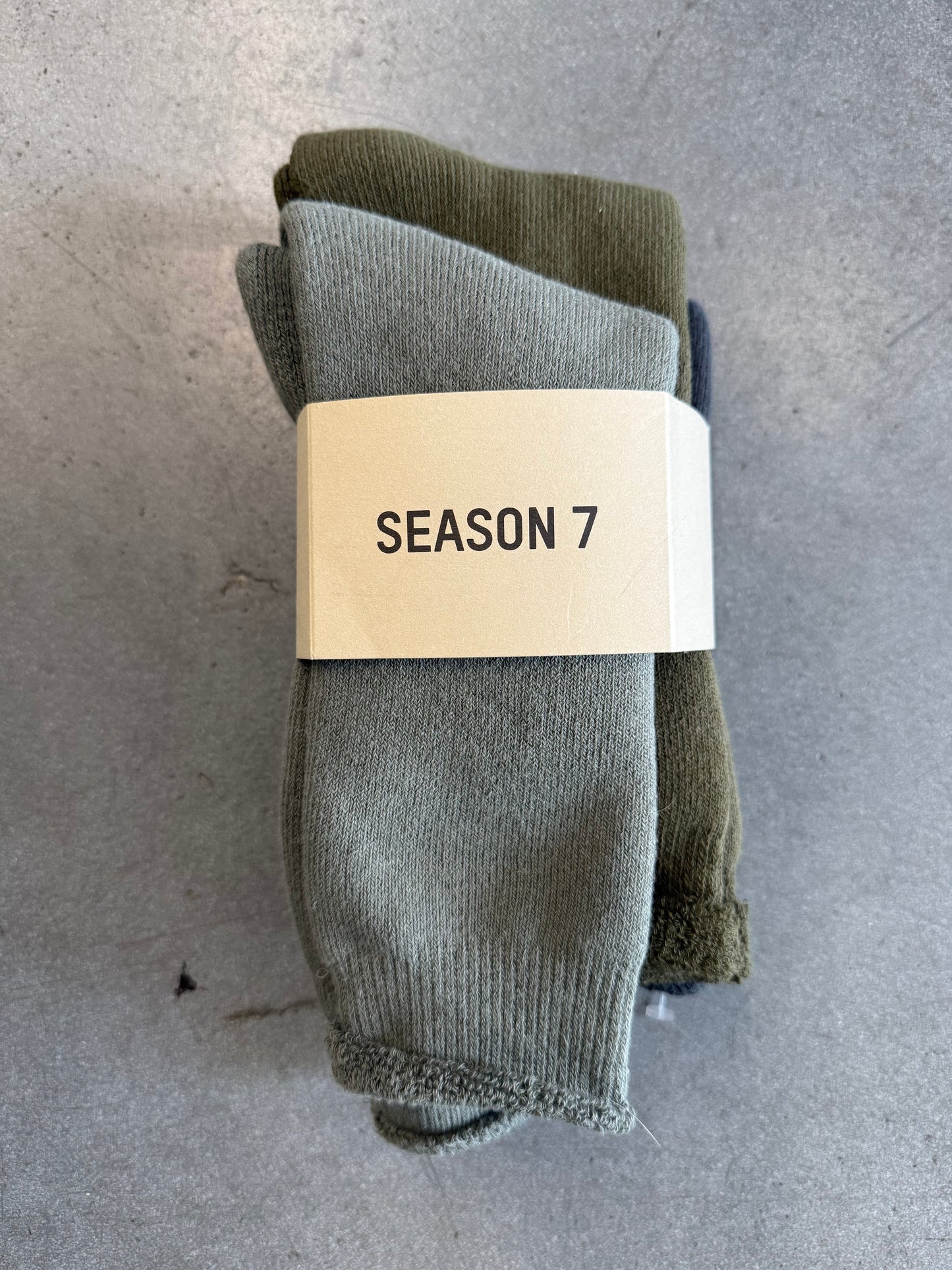 YEEZY SEASON 7 BOUCLETTE SOCKS S/M - COLOR THREE (SHADES OF GREEN) (NWT)