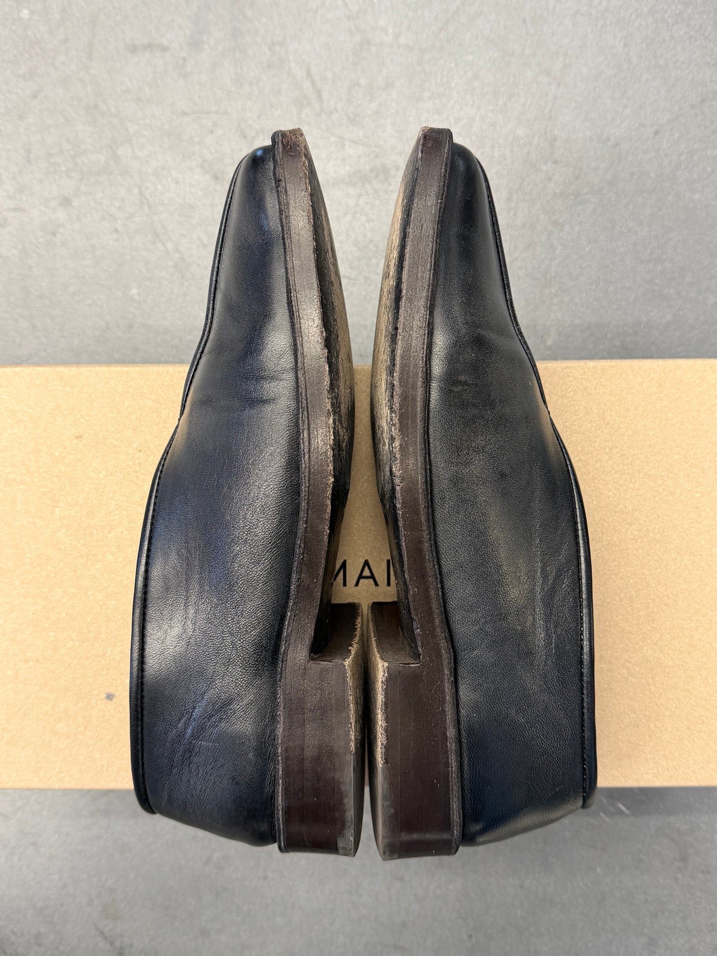 SIZE 40 LEMAIRE PIPED SQUARE-TOE LOAFERS - BLACK (PRE-OWNED WITH BOX)