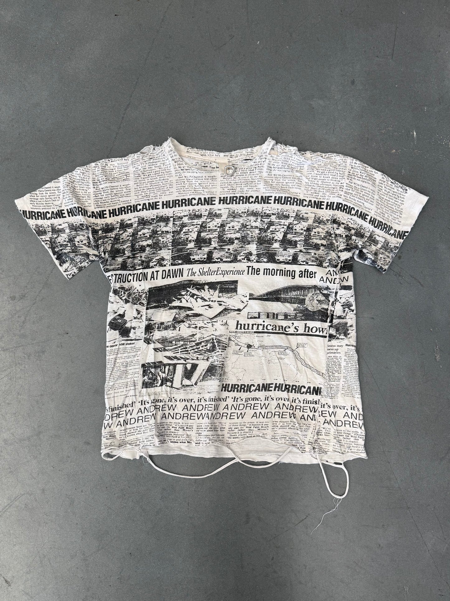 90S HURRICANE ANDREW SHREDDED NEWSPAPER TEE (FADED TAG)