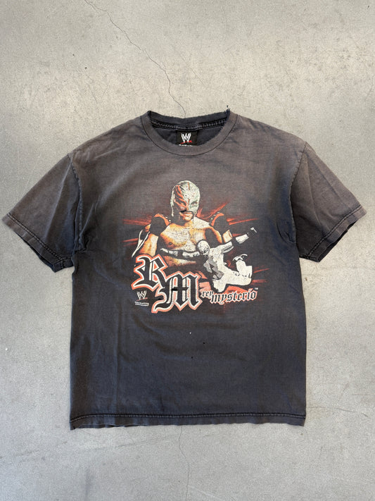 2002 WWE REY MYSTERIO RM FLYING KICK TEE (WWE TAG)