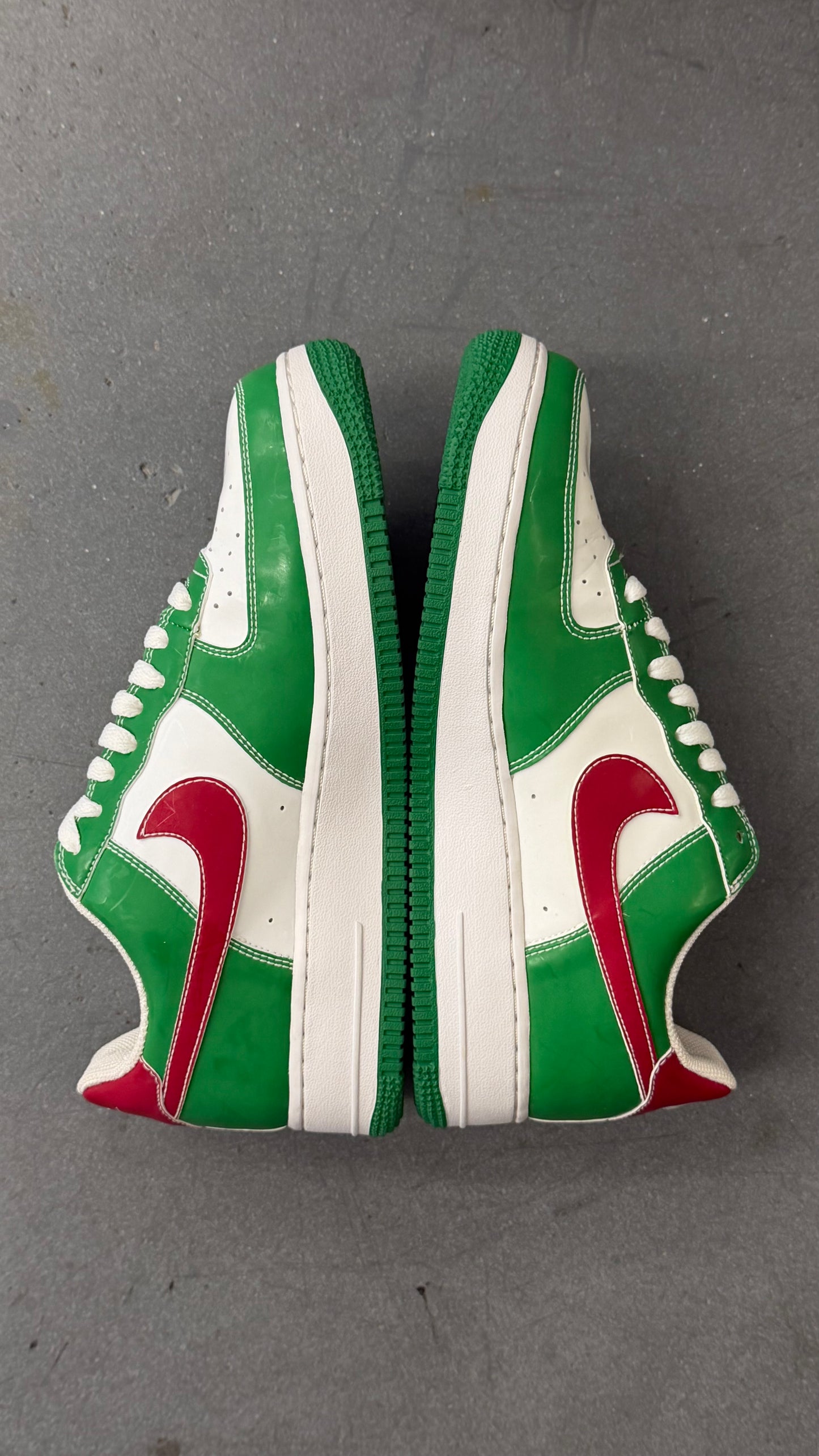 2005 NIKE AIR FORCE 1 LOW MR. CARTOON