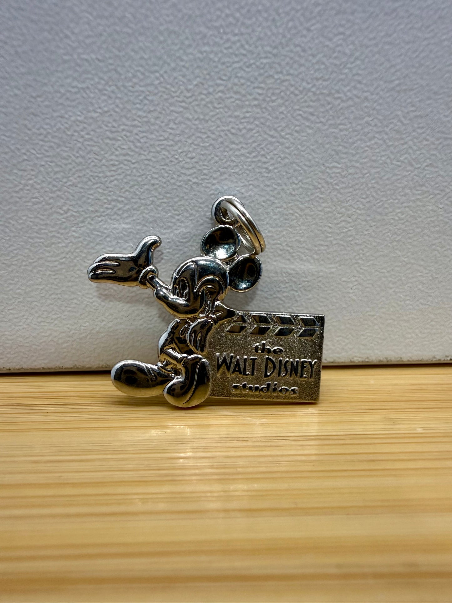 1996 THE WALT DISNEY STUDIOS MICKEY MOUSE DIRECTOR STERLING SILVER CHARM