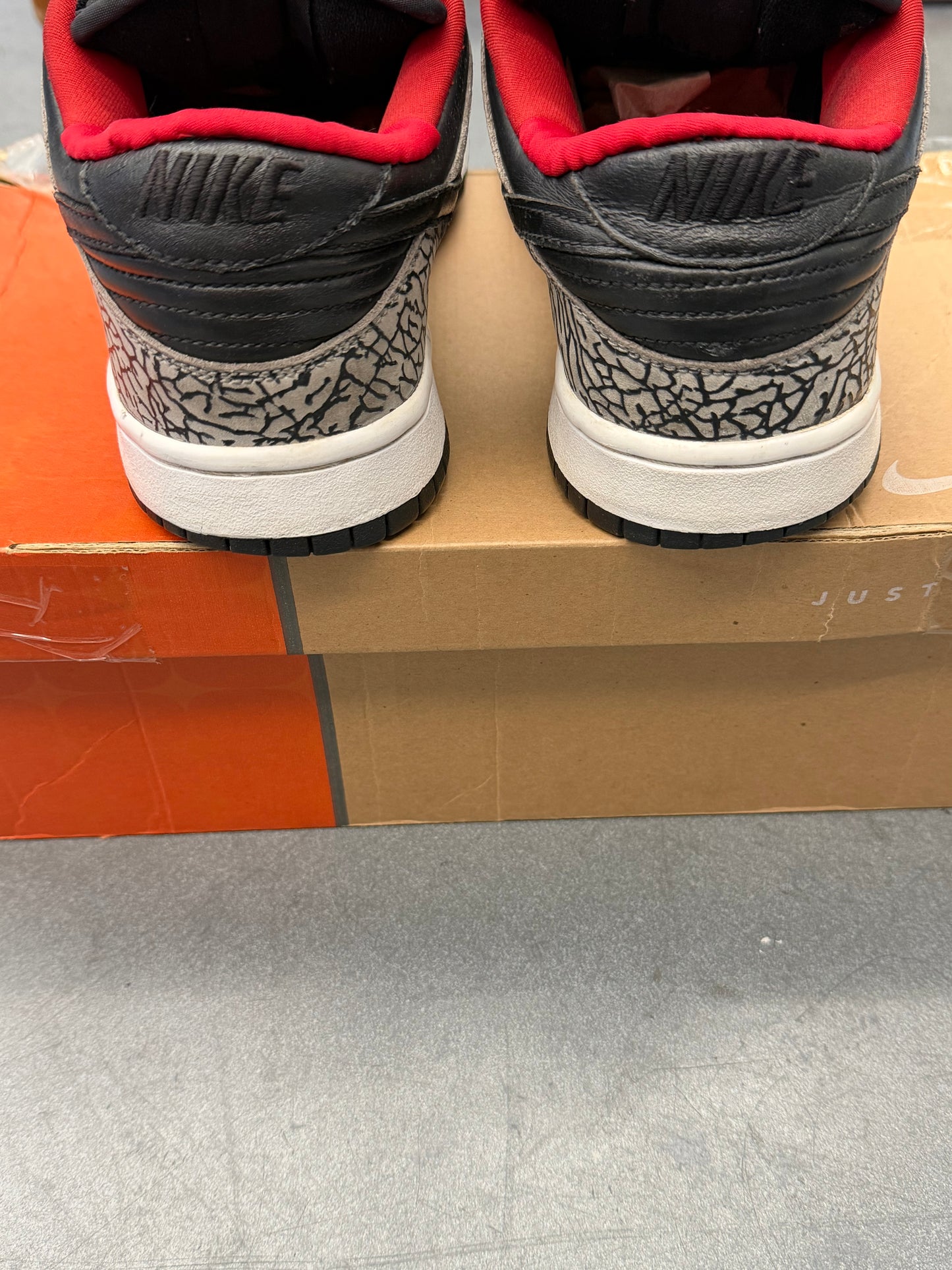 2002 NIKE DUNK LOW PRO SB SUPREME 'BLACK CEMENT' (W/ REPLACEMENT BOX)