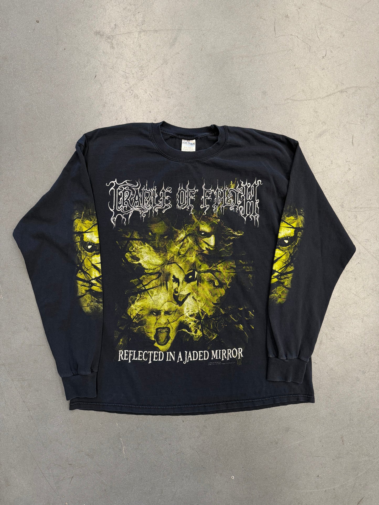 2006 CRADLE OF FILTH REFLECTED IN A JADED MIRROR LS TEE (GILDAN TAG)