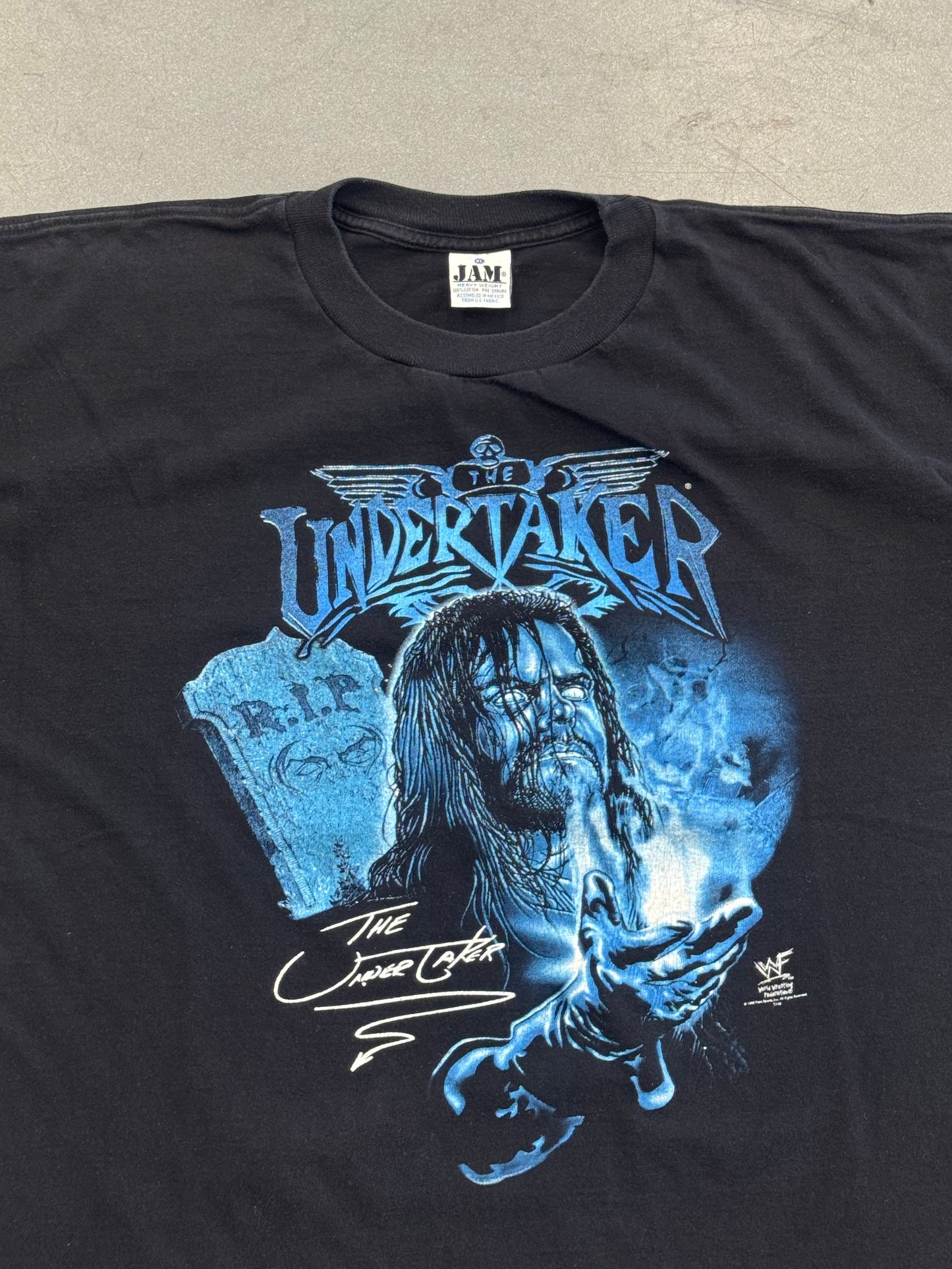 1998 THE UNDERTAKER WWF R.I.P TOMBSTONE BLUE PRINT TEE (JAM TAG)