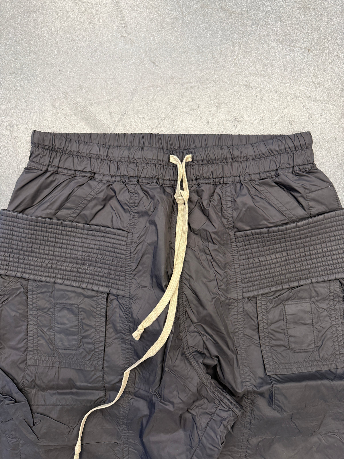 FW21 RICK OWENS DRKSHDW PADDED NYLON CREATCH CARGO PANTS - BLACK