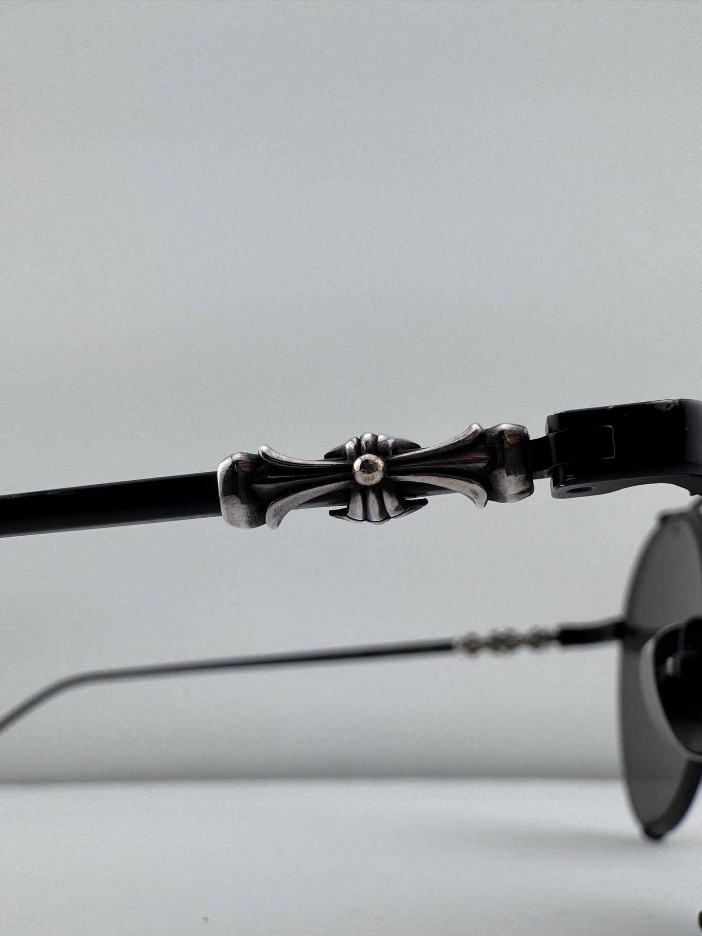 CHROME HEARTS ORALGAMI DOUBLE BRIDGE BLACK METAL SUNGLASSES (PRE-OWNED WITH CASE)