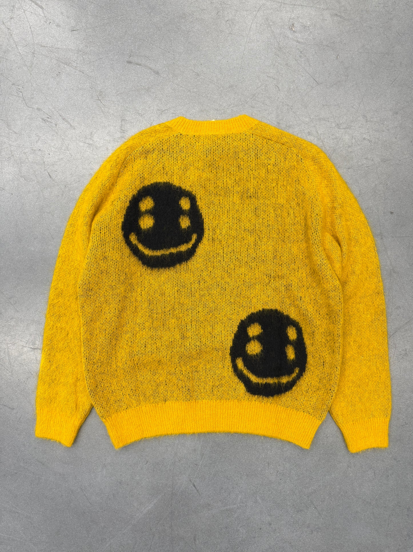 CACTUS PLANT FLEA MARKET MARC JACOBS SMILEY FACE SWEATER