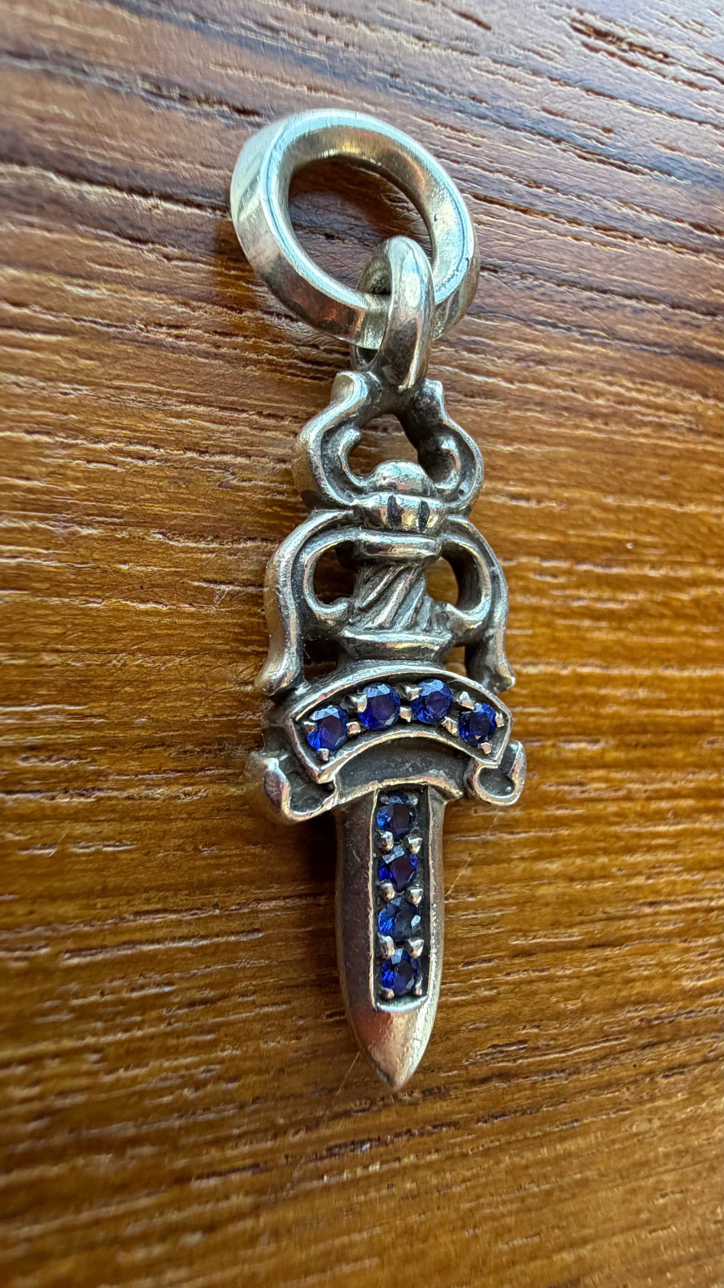 CHROME HEARTS #5 DAGGER BLUE SAPPHIRE/SILVER PENDANT