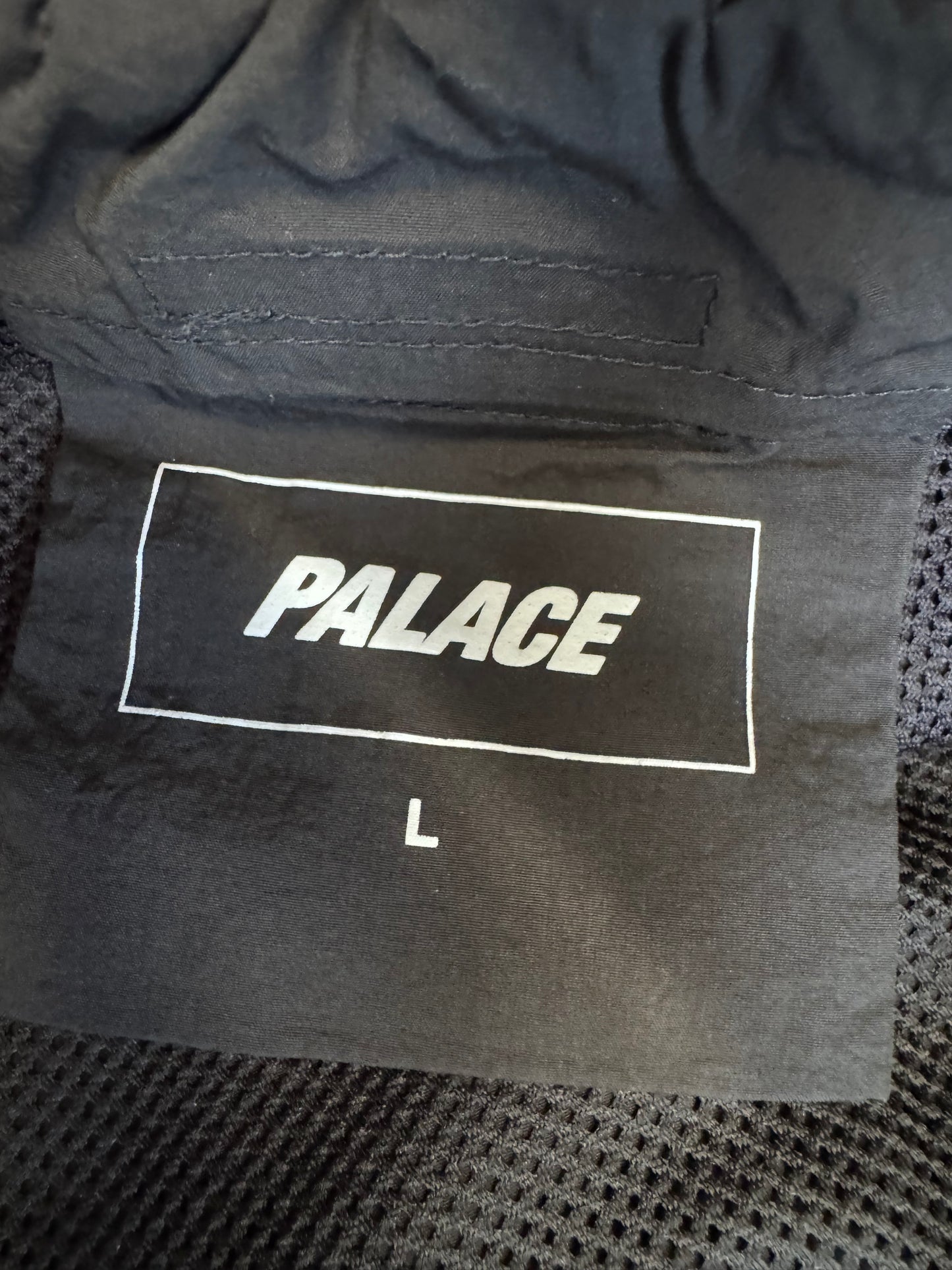 PALACE ESSENTIAL SWIM SHORTS - BLACK