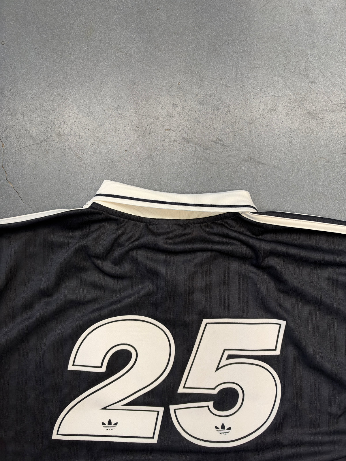 2025 ADIDAS ORIGINALS OASIS LIVE TOUR JACQUARD FOOTBALL JERSEY - BLACK