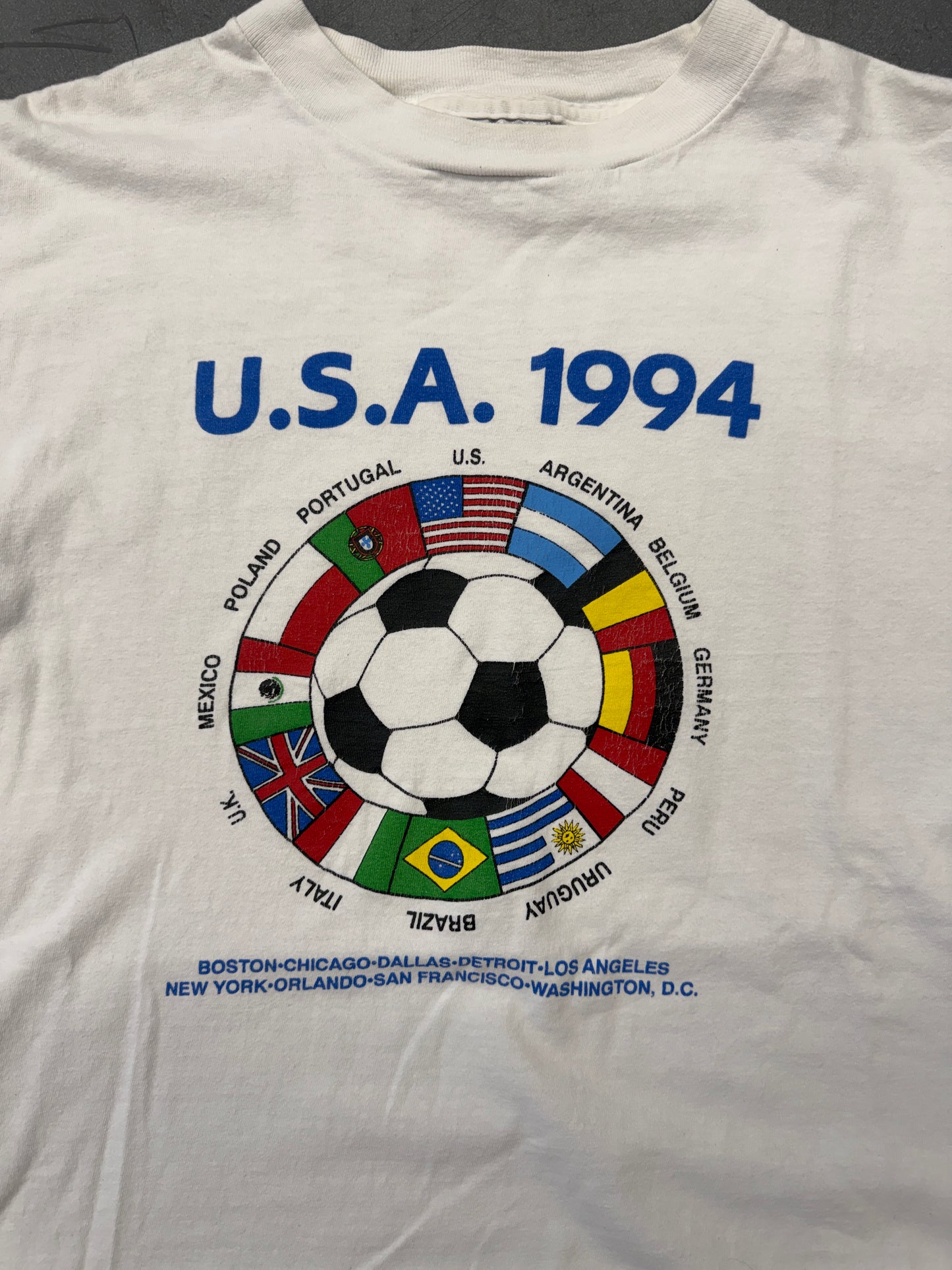 1994 U.S.A. SOCCER WORLD CUP SOCCER BALL LOGO TEE (ONEITA TAG)
