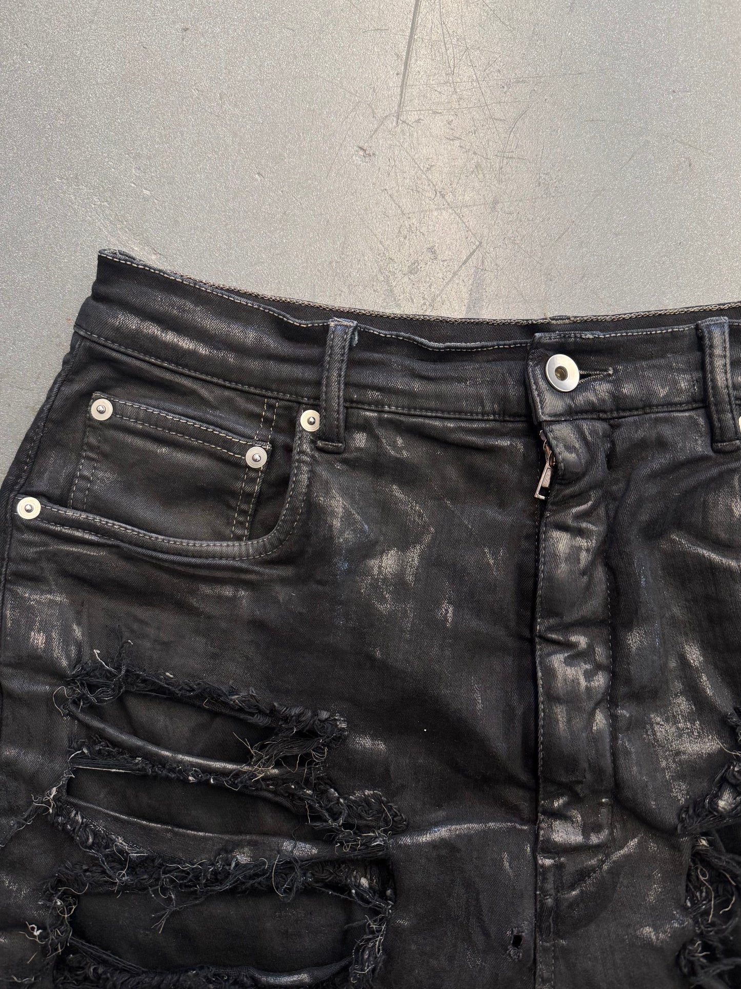 RICK OWENS DRKSHDW SLASHED TYRONE DENIM CUT TO SHORTS