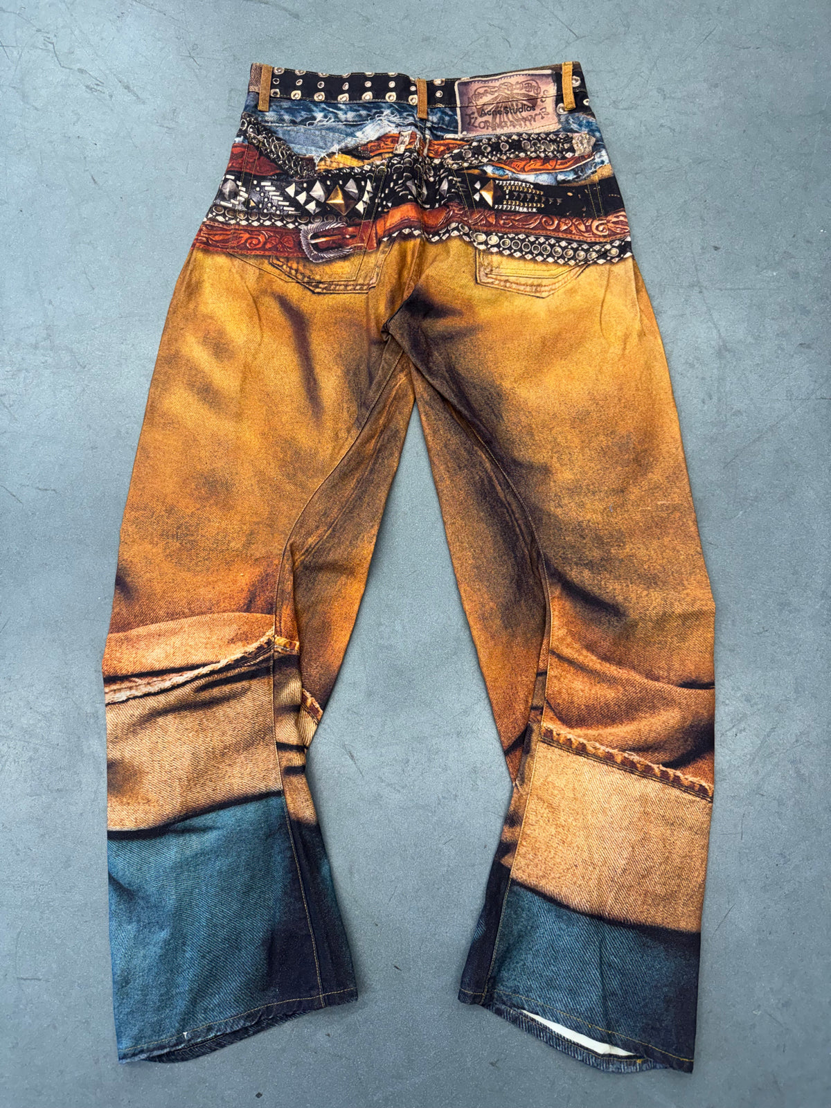 SS25 ACNE STUDIOS TLO STACKED BELTS 2006M LOOSE FIT JEANS