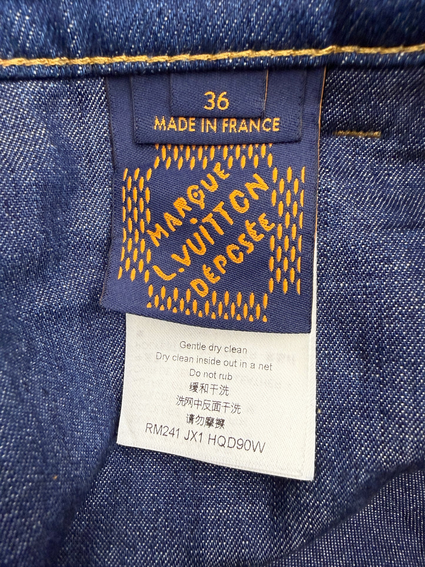 SS24 LOUIS VUITTON EMBROIDERED SIGNATURE DENIM SHORTS