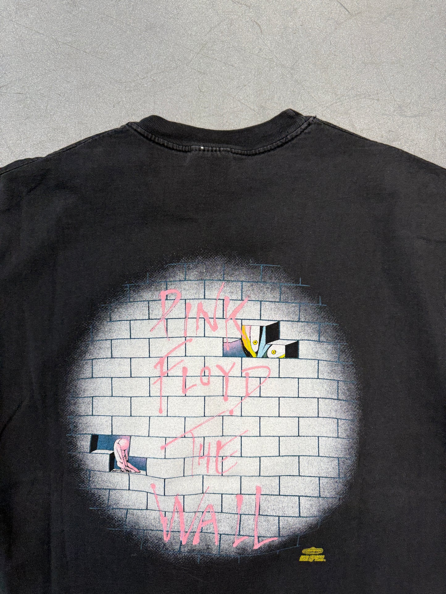 1982 PINK FLOYD THE WALL WINTERLAND ROCK EXPRESS TEE (HANES ULTRAWEIGHT TAG)