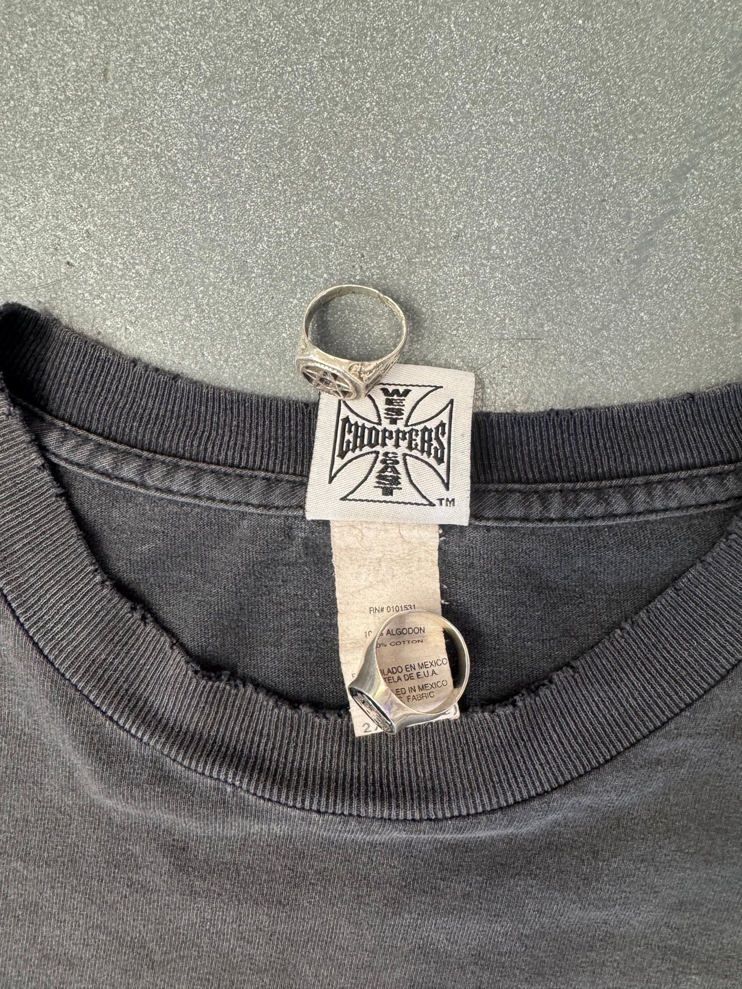 00'S WEST COAST CHOPPERS "CHOPPERS FOR LIFE" SPELLOUT LS DISTRESSED TEE (JESSE WHO TAG)