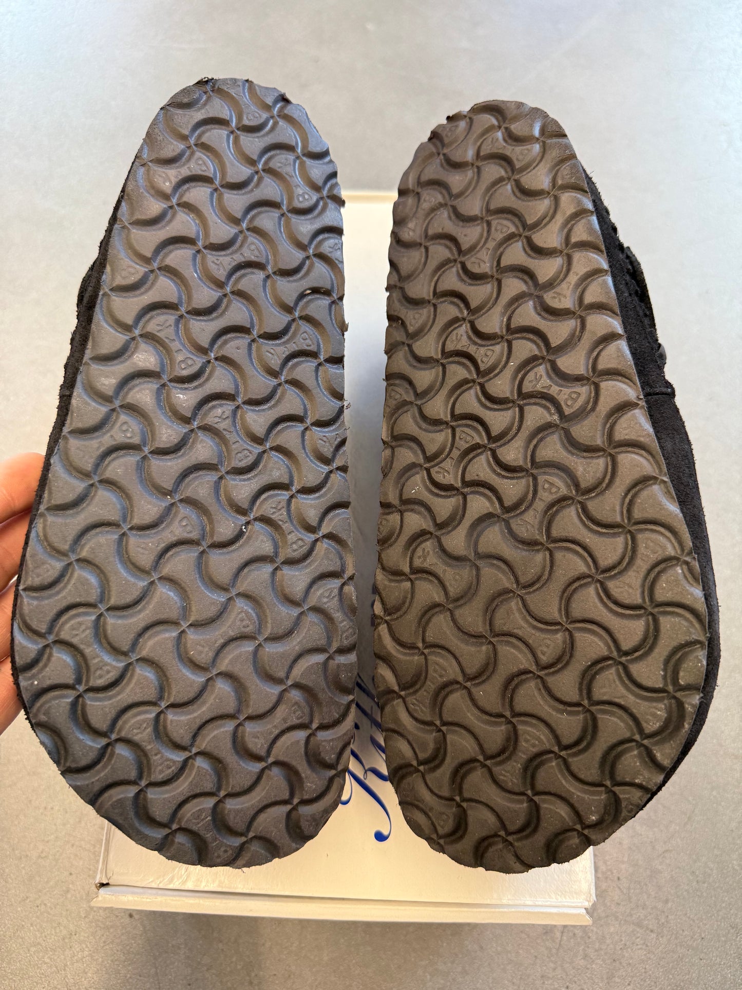 2023 SIZE 42 KITH BIRKENSTOCK LONDON BRAIDED - BLACK (PRE-OWNED WITH BOX)