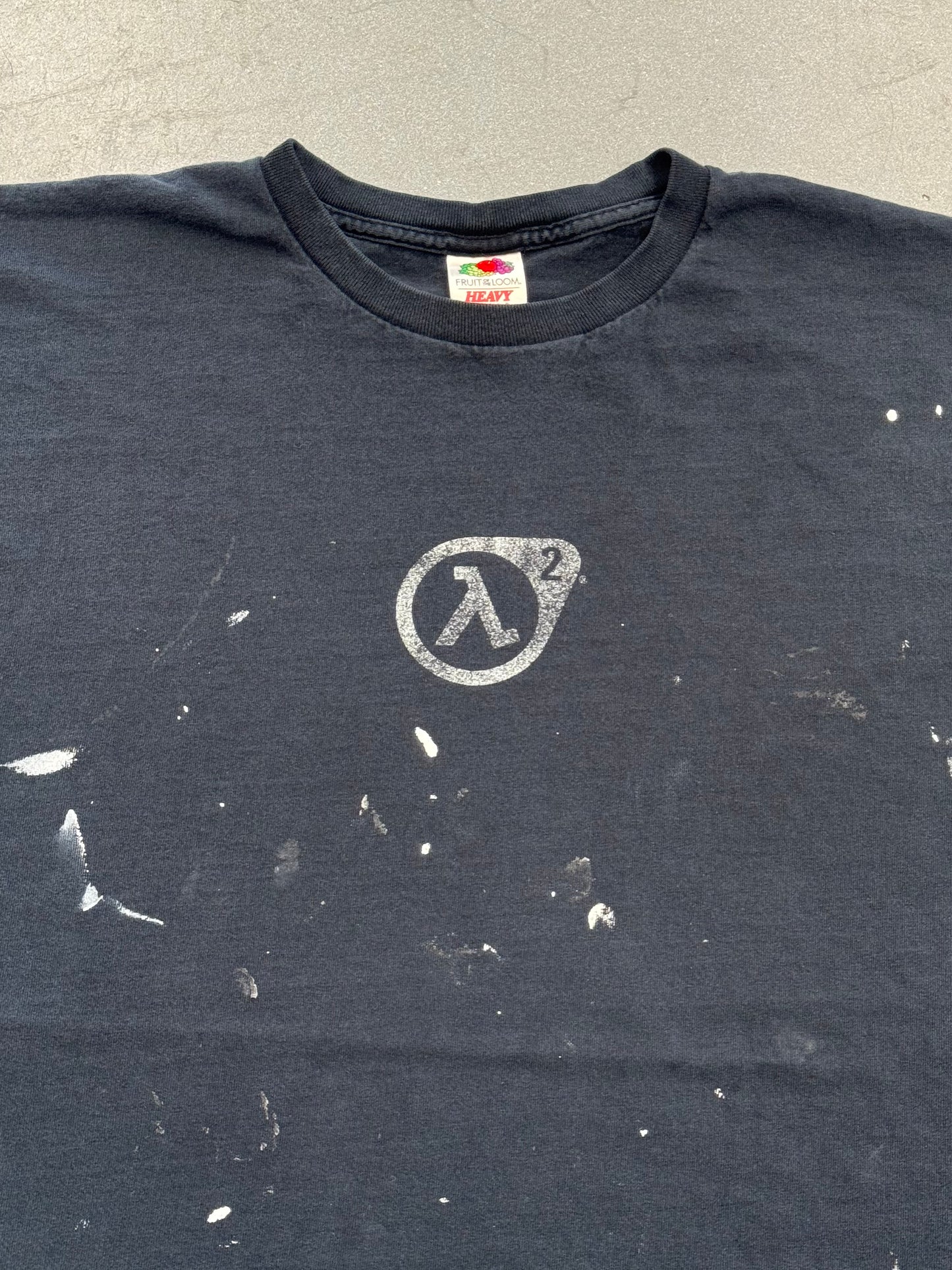 2004 HALF LIFE 2 VIDEO GAME FADED TEE (FOTL TAG)