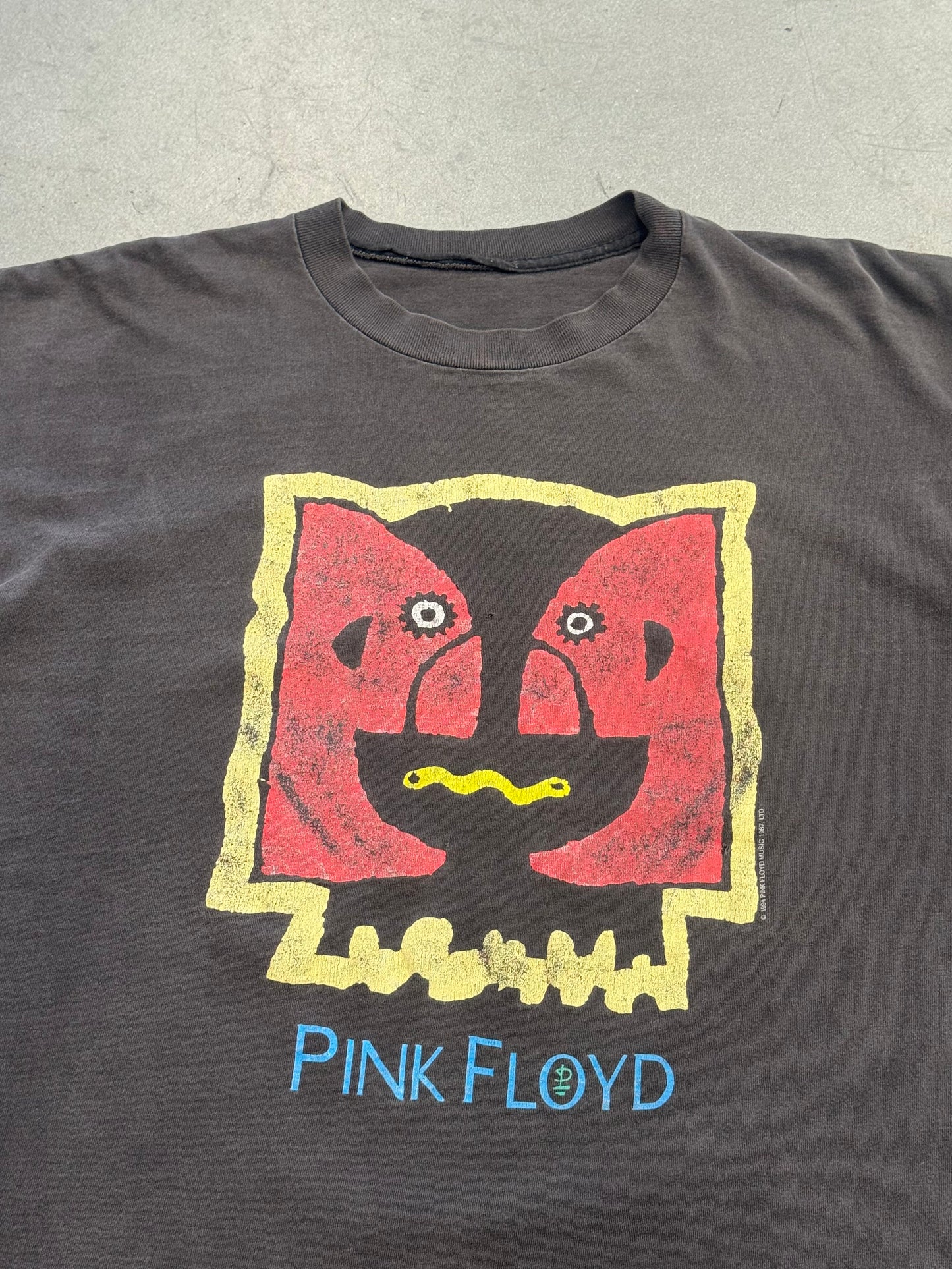 1994 PINK FLOYD DIVISION BELL WORLD TOUR TEE (PULLED TAG)